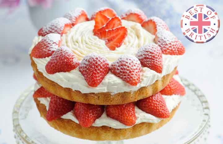 Sweet-Eve-strawberry-Victoria-Sandwich-with-icing-sugar-dusting.jpg