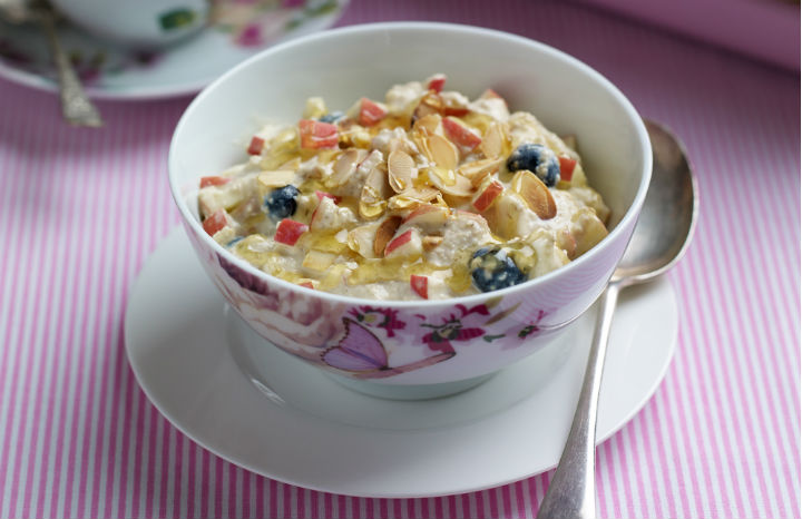 Pink%20Lady®%20apple%20Bircher%20muesli%201.jpg