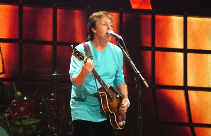 PAUL%20web%20Mary%20A%20Lupo%20Shutterstock.com%20.jpg