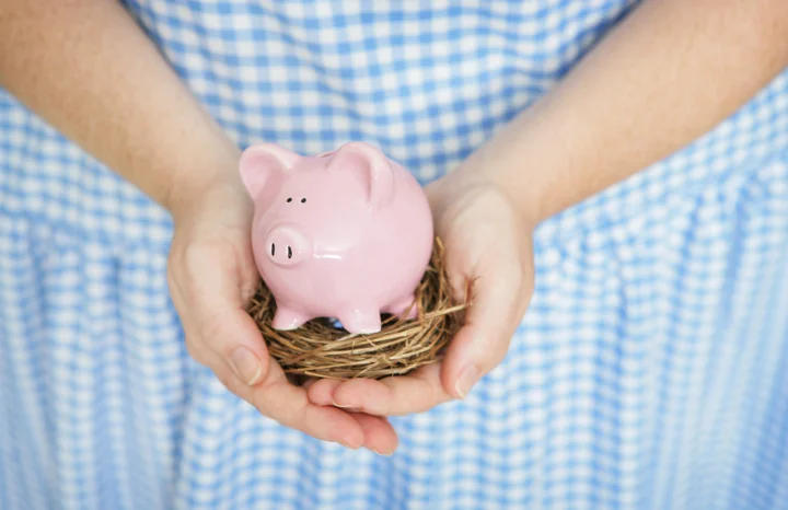saving%20and%20investing%20for%20children%20and%20grandchildren.jpg