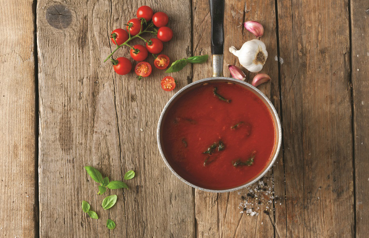 Tomato%20and%20basil%20soup-240915.jpg