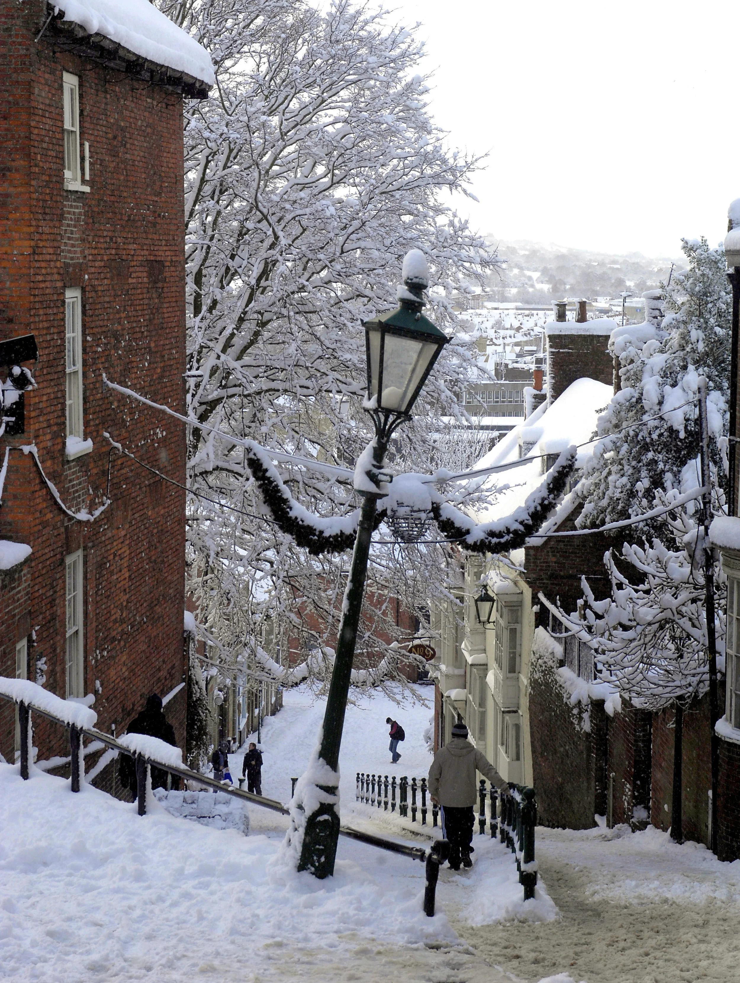 You can see how Lincoln's Steep Hill got its name!