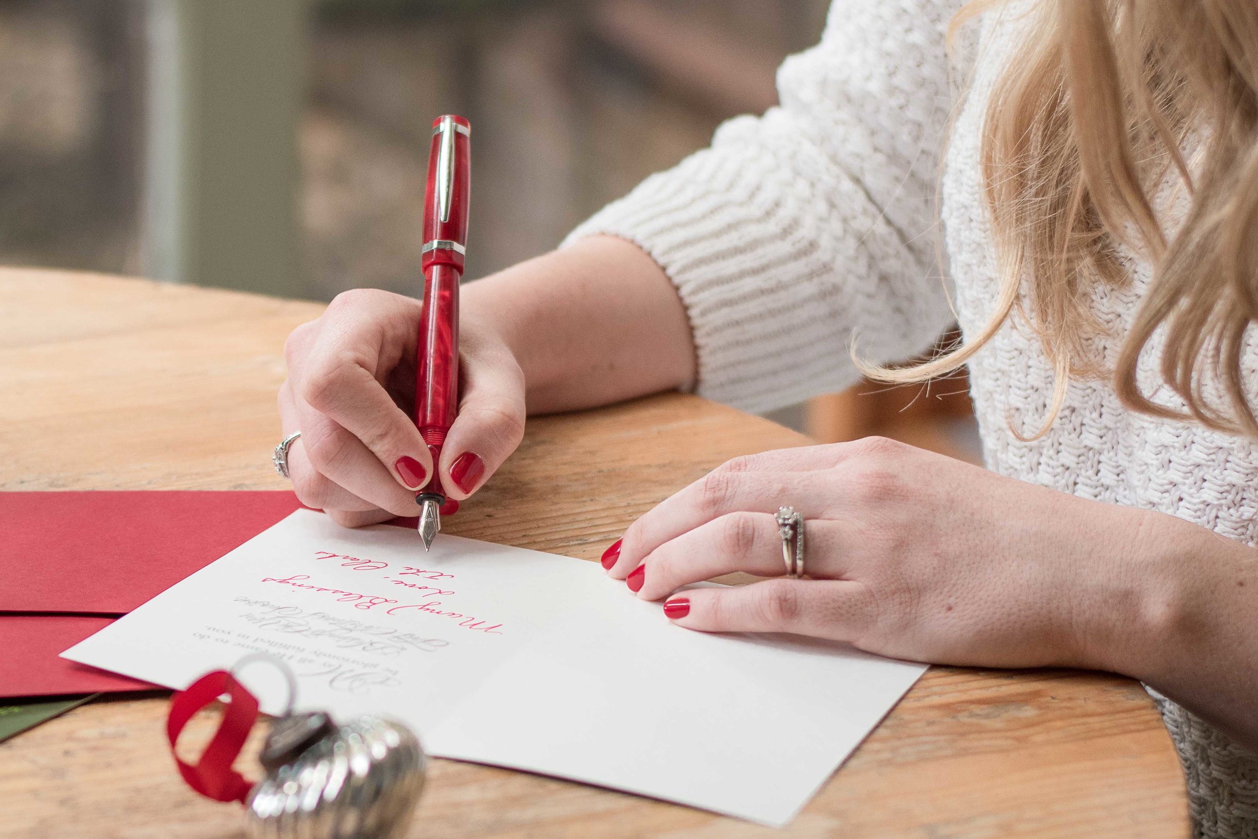 Do you still write and receive Christmas cards? — Yours