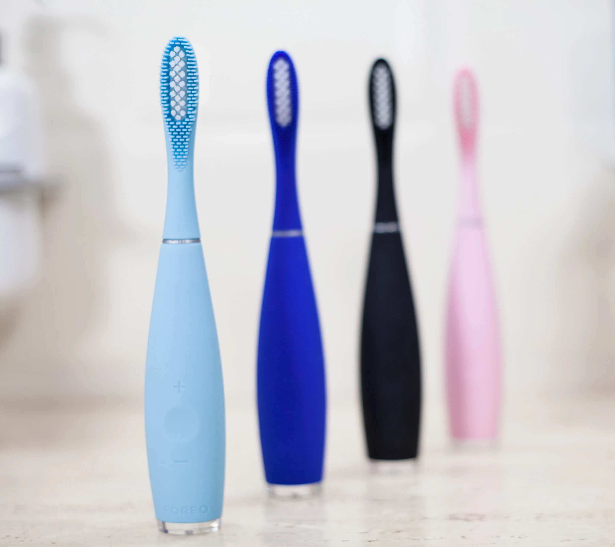 FOREO ISSA 2.jpg
