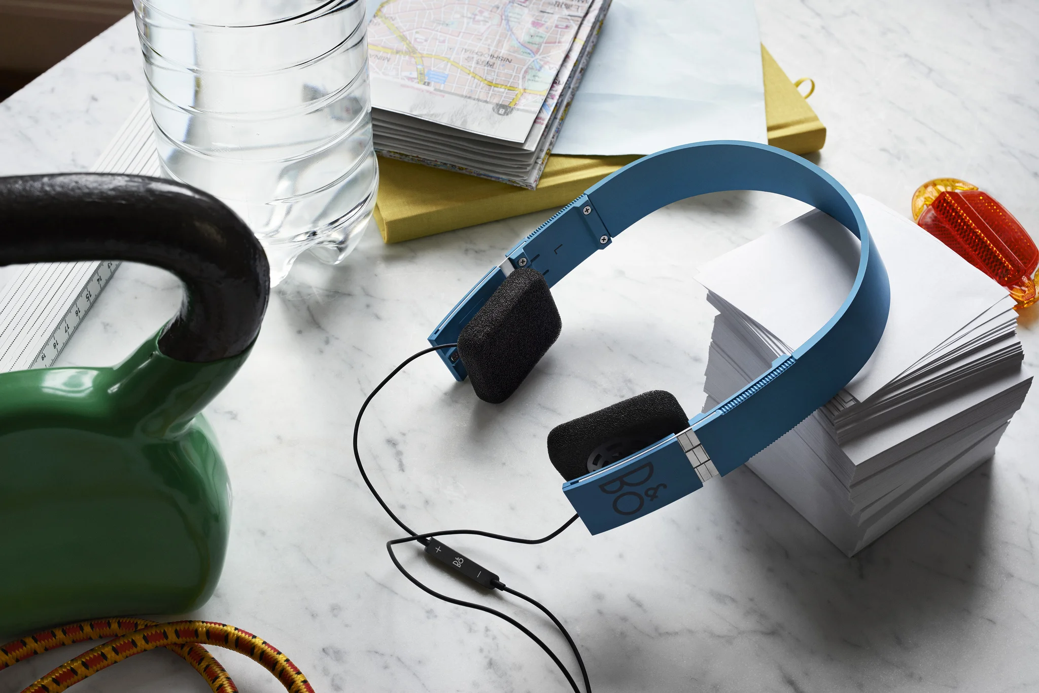 headphones 1.jpg