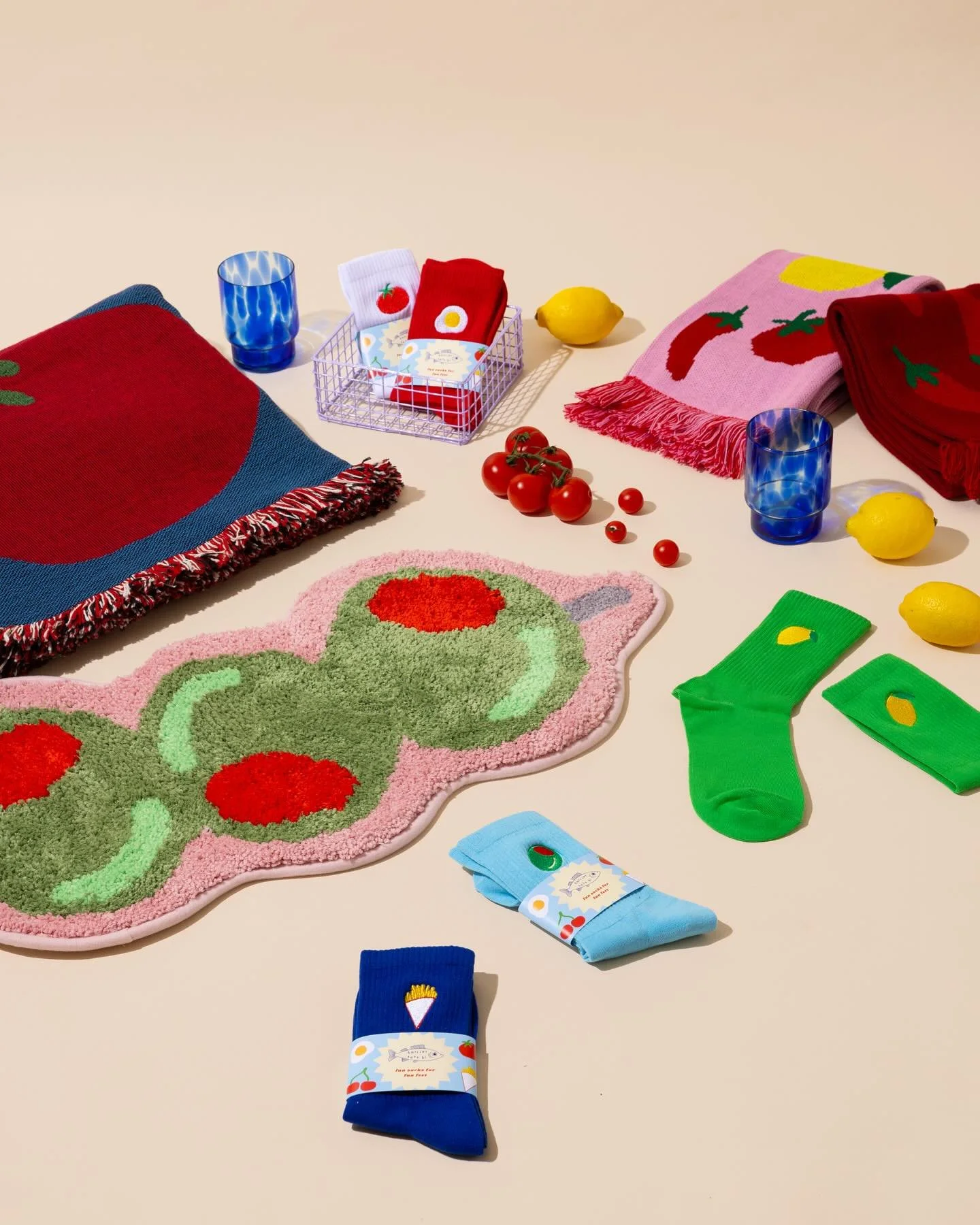 Calling all foodies and foodies&rsquo; friends and family - Christmas is just around the corner and if you&rsquo;re looking for a funky quirky foodie gift then Harriet Says Hi is the place for you! 

🔔 reminder I am on holiday next week for a couple