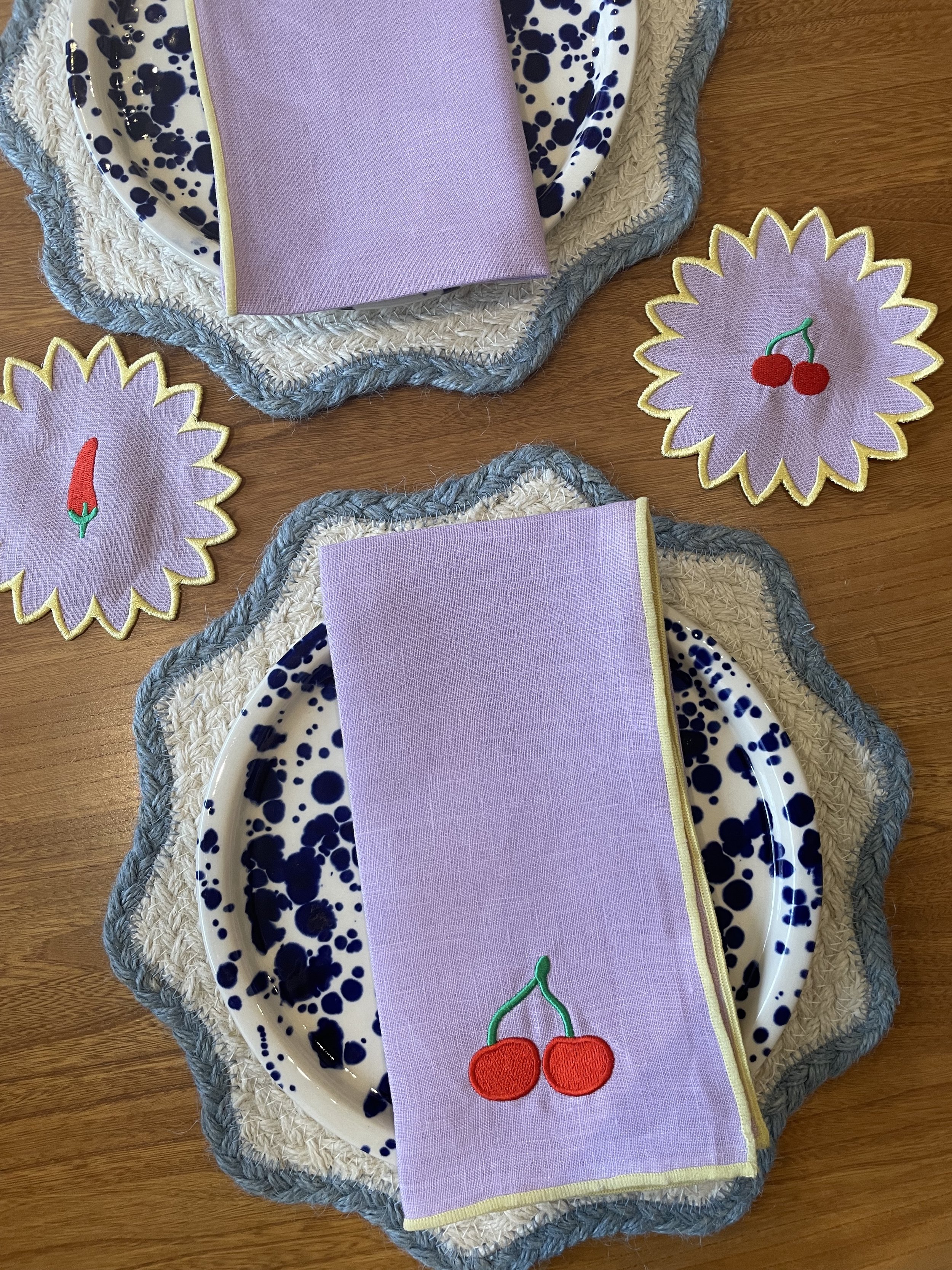 Lilac napkins close up.jpg