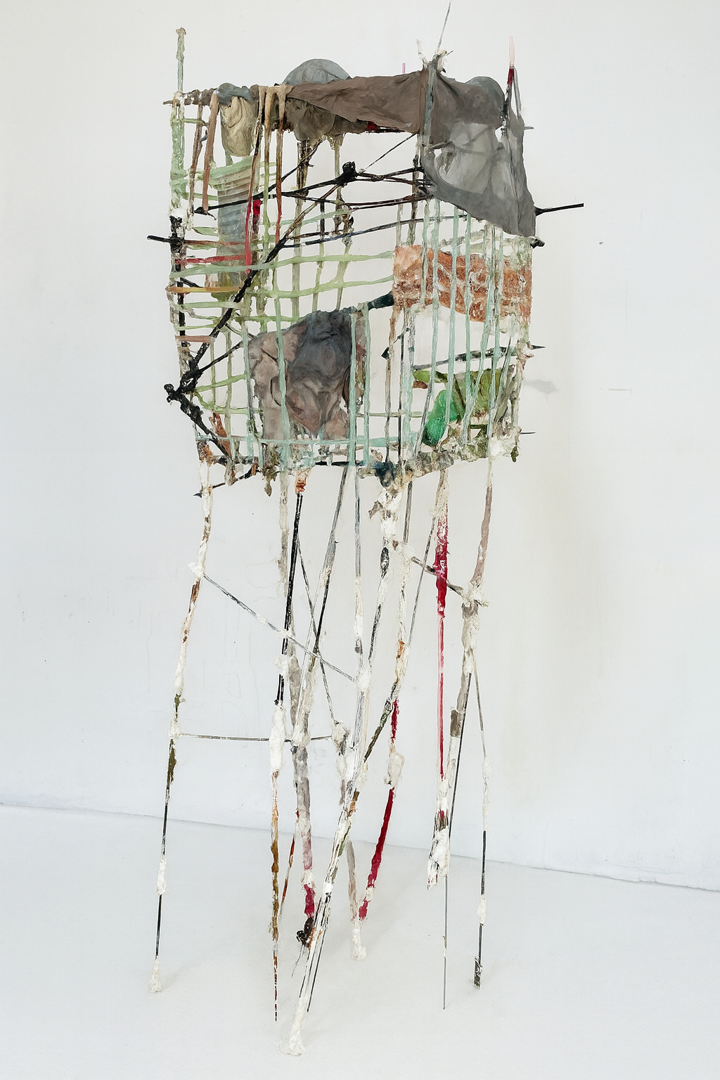 One Story with Legs .png