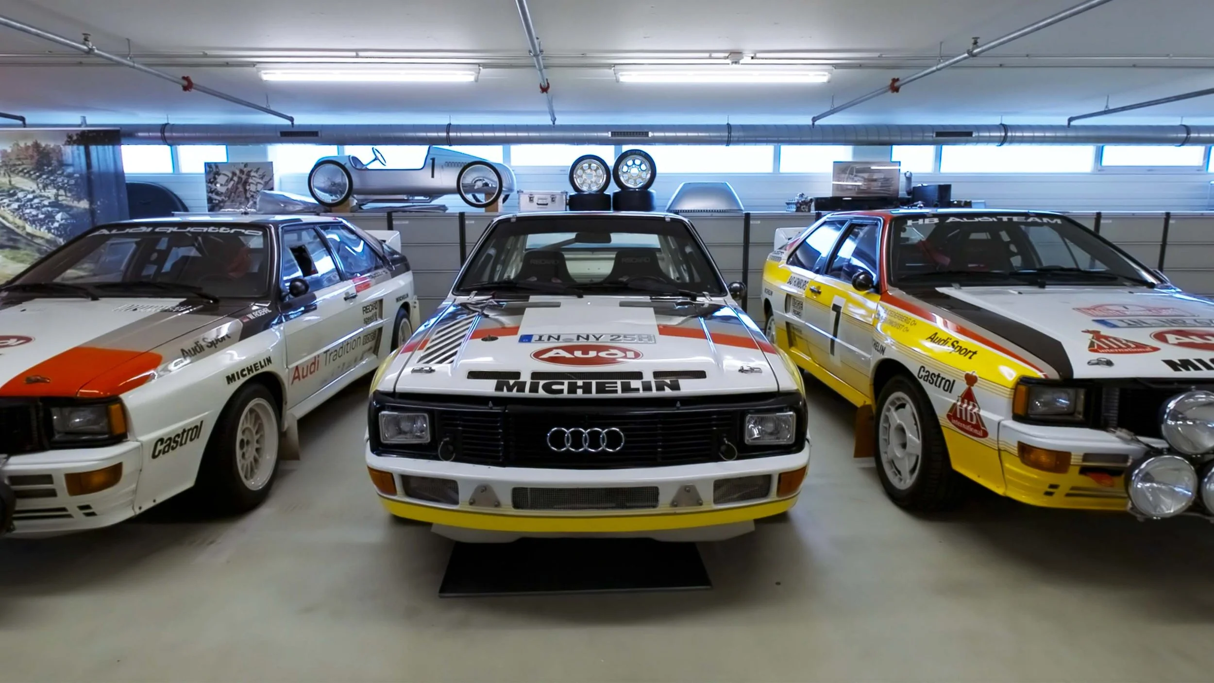 AF1_SCREENSHOT_16_GARAGE.jpg