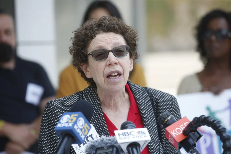 Rabbi Melanie Aron offers a prayer in front of City Hall in San Jose, Calif., Monday, Aug. 6, 2018, at the conclusion of a rally regarding the the role of San Jose's independent police auditor. (Karl Mondon/Bay Area News Group)