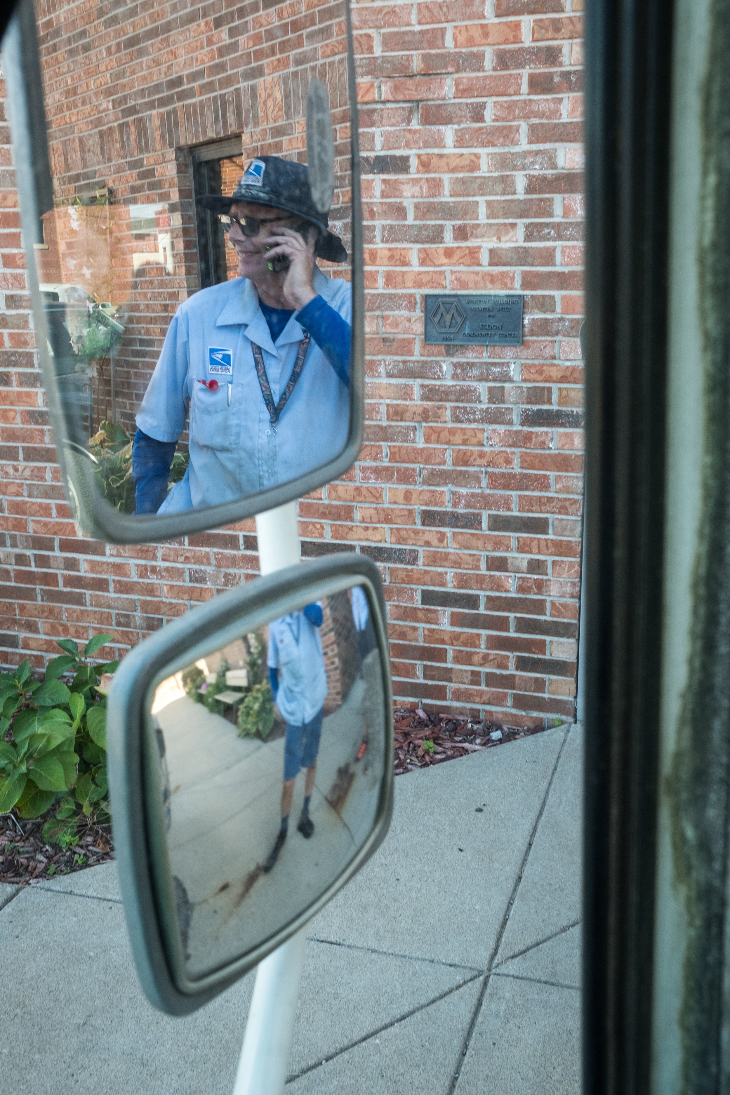  Greg calls the police to check on his friend, Ruth. Ruth's car was parked on Main Street, but Greg couldn't locate her and was concerned about her welfare. Ruth had walked down the block to get lunch at the Main Street Cafe.&nbsp; 