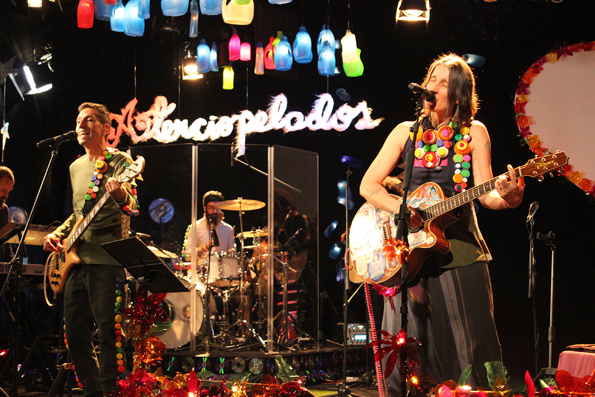 ATERCIOPELADOS.jpg