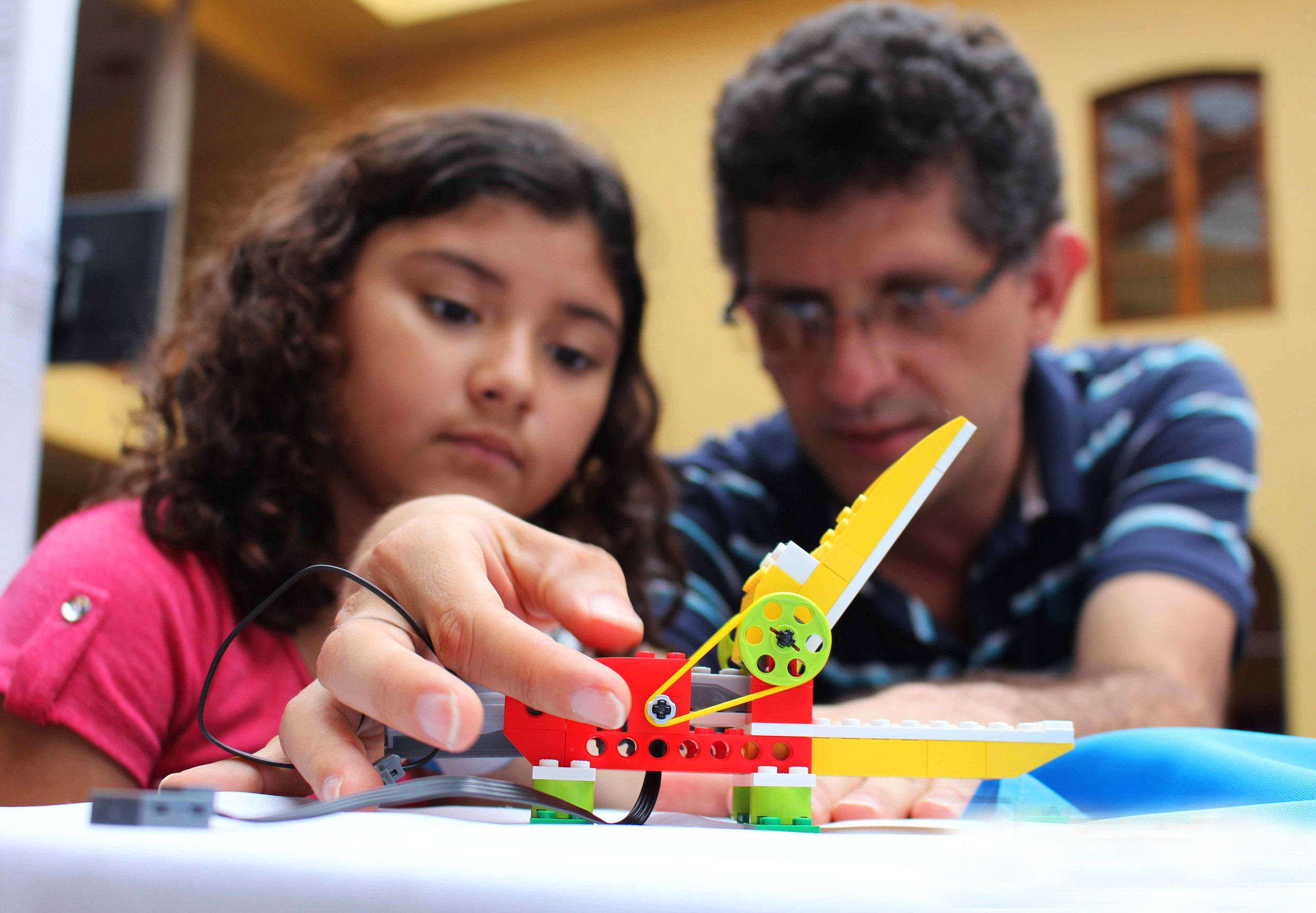 Aldea Digital 2018 Innovacion Educativa Y Tendencias Tecnologicas San Jose Volando aldea digital 2018 innovacion