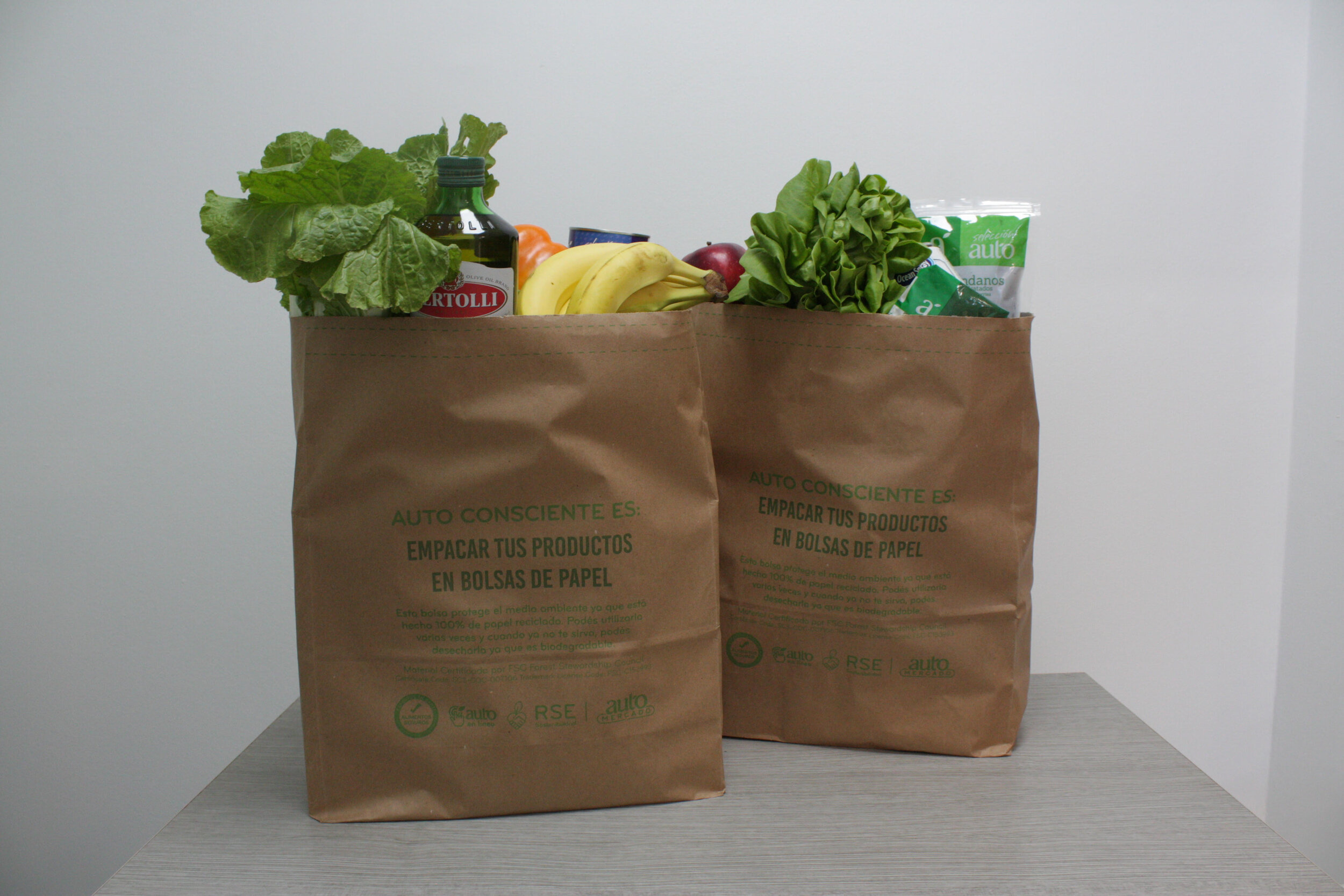 estudio Hacer la cena Descarga Auto Mercado incorpora bolsas de papel reutilizables para empaque final —  San José Volando