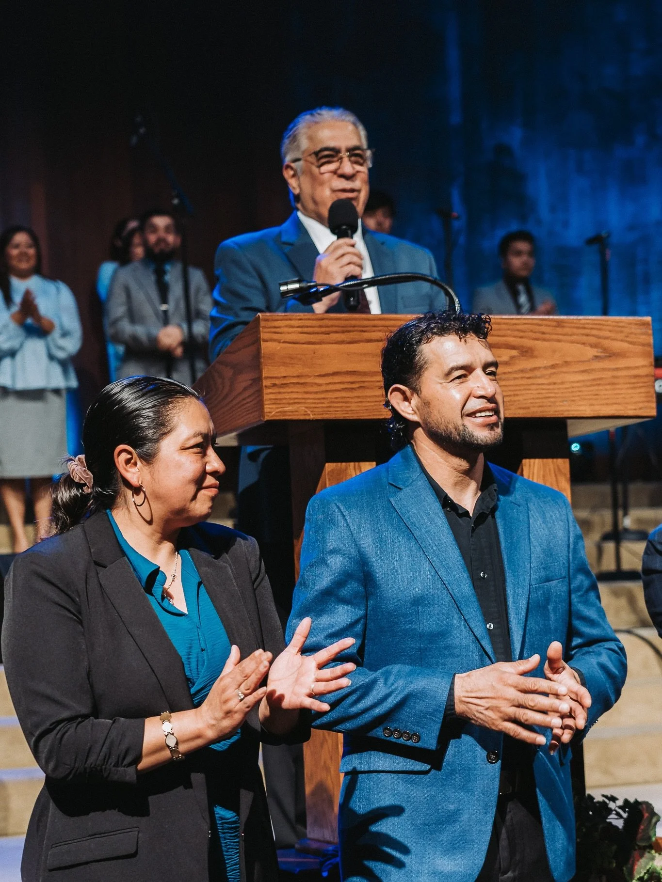 &ldquo;Jes&uacute;s le dijo: Hoy ha venido la salvaci&oacute;n a esta casa; por cuanto &eacute;l tambi&eacute;n es hijo de Abraham. Porque el Hijo del Hombre vino a buscar y a salvar lo que se hab&iacute;a perdido.&rdquo;
‭‭
SAN LUCAS‬ ‭19‬:‭9‬-‭10‬ 