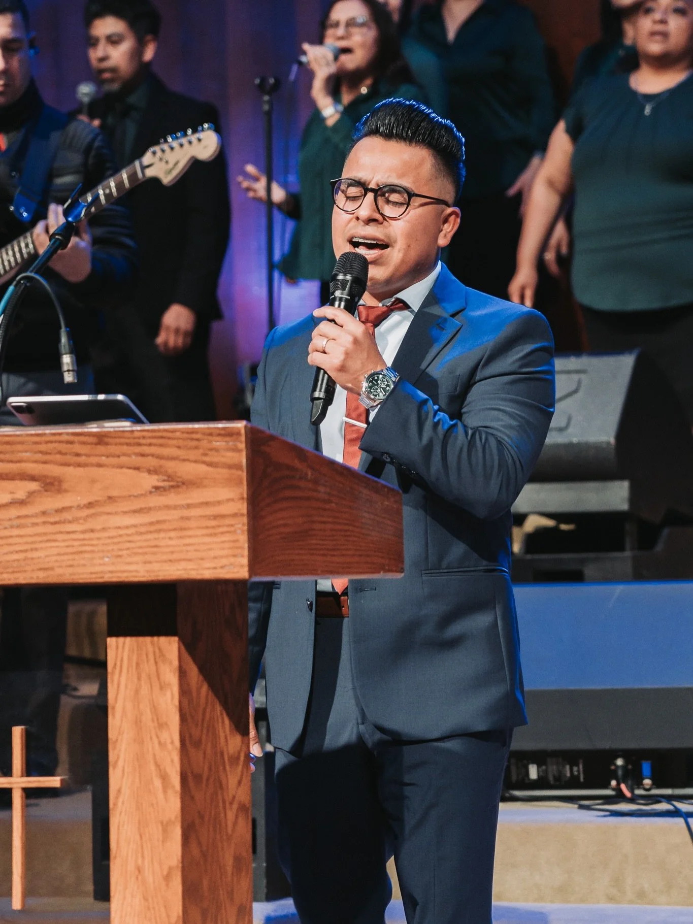 &ldquo;Mas Jehov&aacute; estaba con Jos&eacute;, y fue var&oacute;n pr&oacute;spero; y estaba en la casa de su amo el egipcio. Y vio su amo que Jehov&aacute; estaba con &eacute;l, y que todo lo que &eacute;l hac&iacute;a, Jehov&aacute; lo hac&iacute;