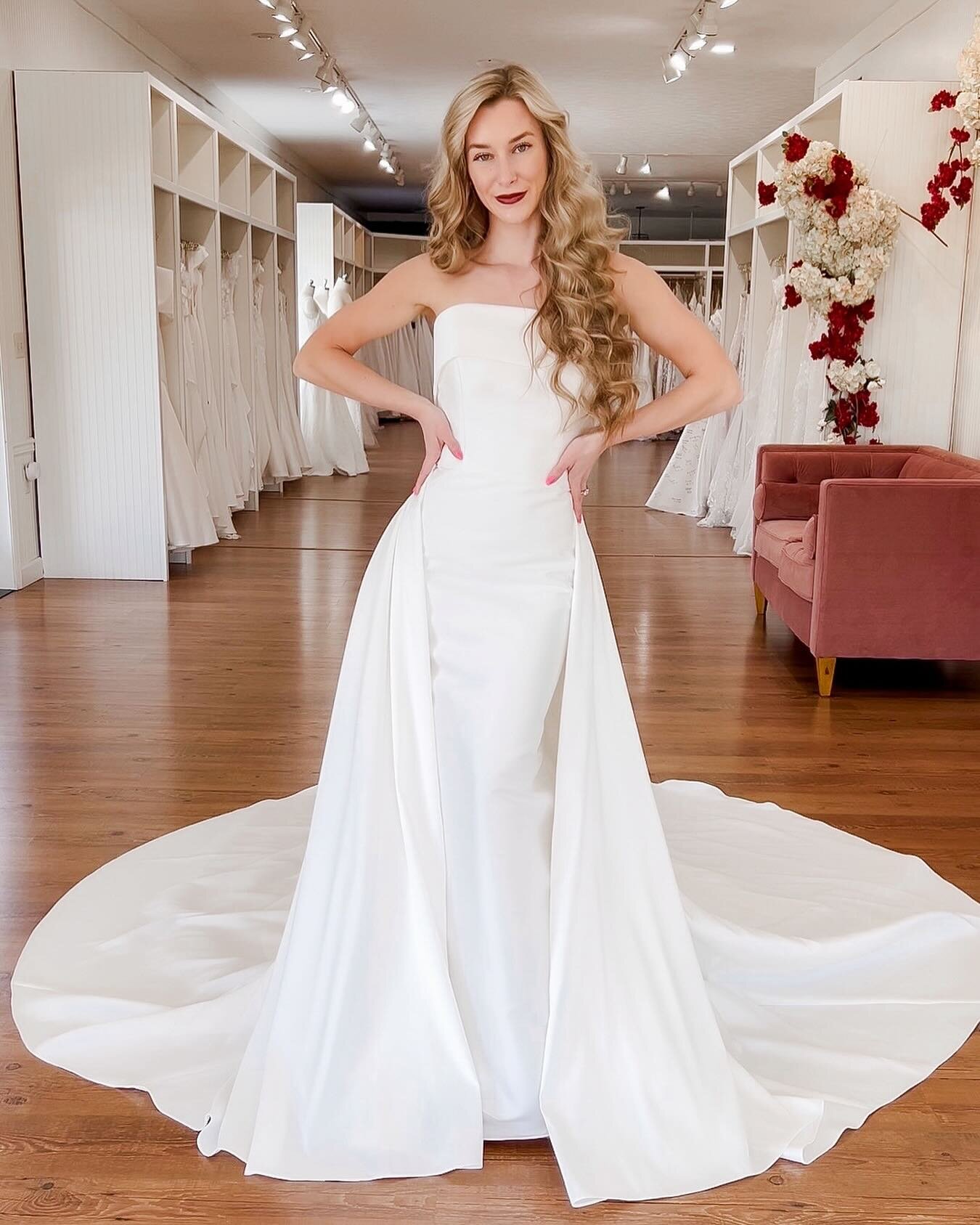 You can always count us in for a little extra drama 🤍

Overskirts are our current obsession! They elevate a look so much and are perfect for the bride who just isn&rsquo;t into a veil! Ditch the overskirt at your reception or during pictures and you