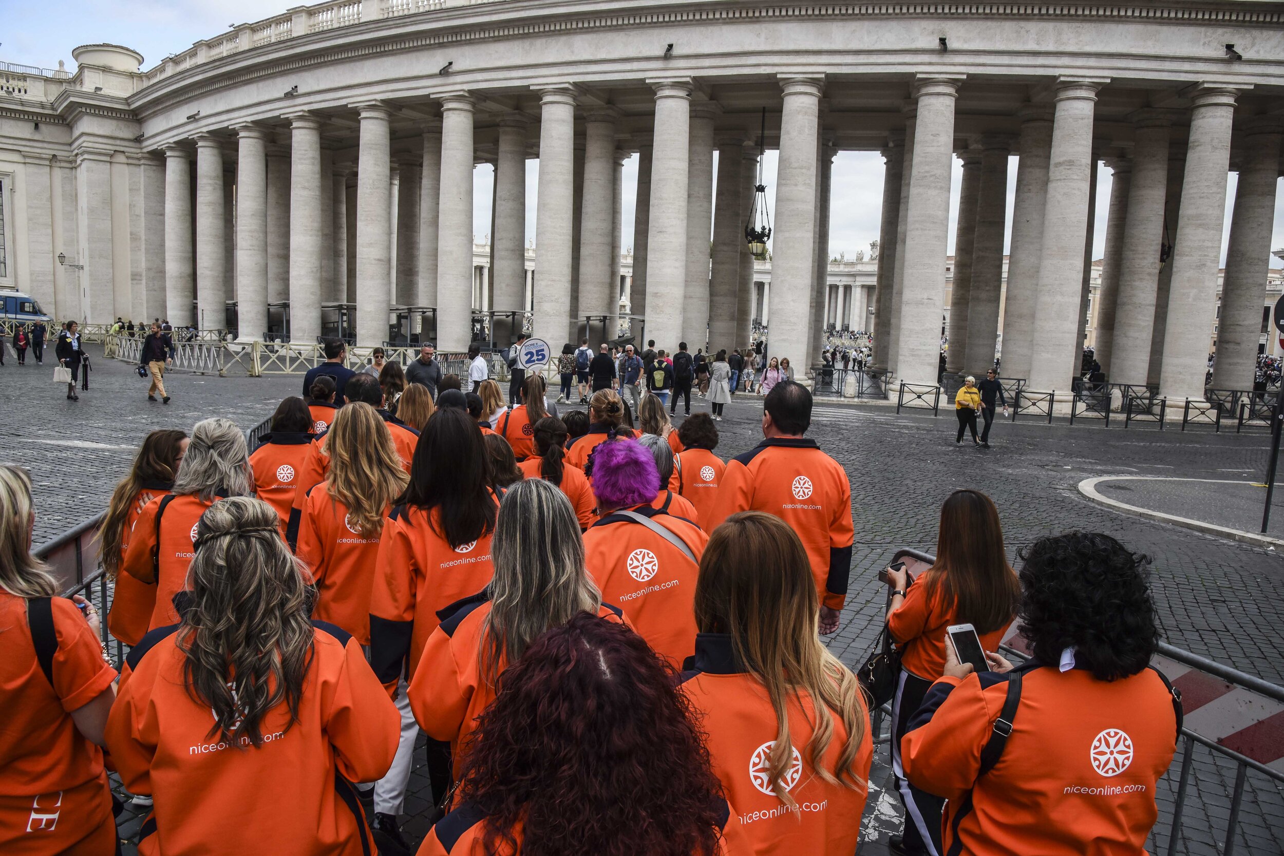 nice-europa-2019-visita-al-vaticano-grupo-al_48880976322_o.jpg