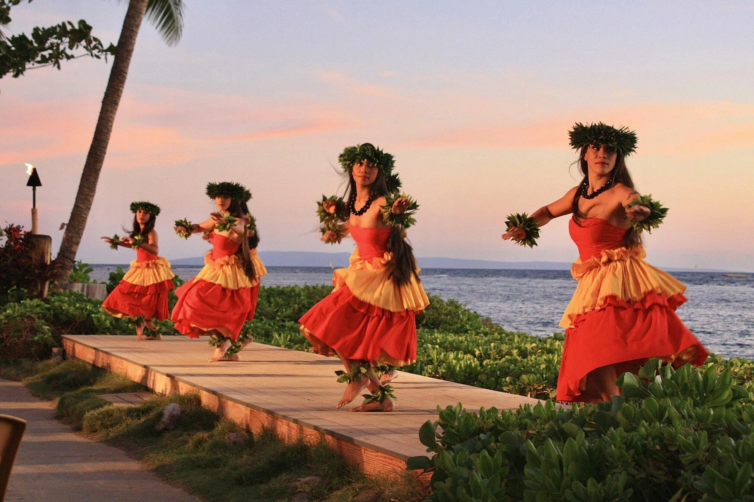 Royal Lahaina Luau vs. Grand Wailea Luau: Which Maui Luau Delivers the Best Hawaiian Experience?