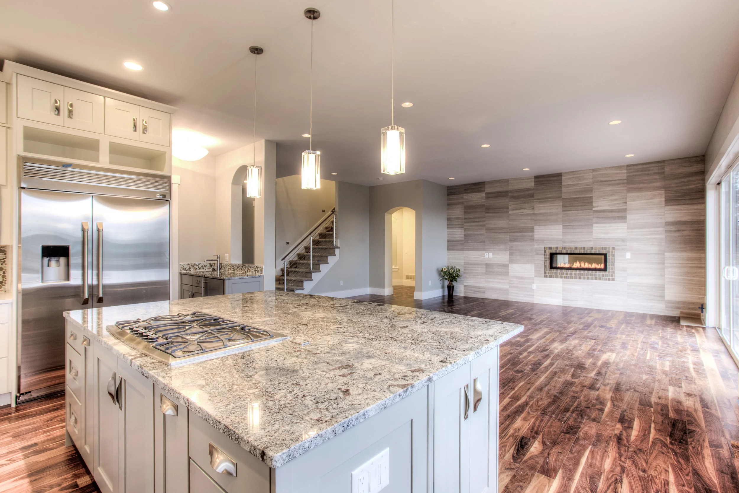2245 Hillsdale Circle_07_GreatRoom01.jpg