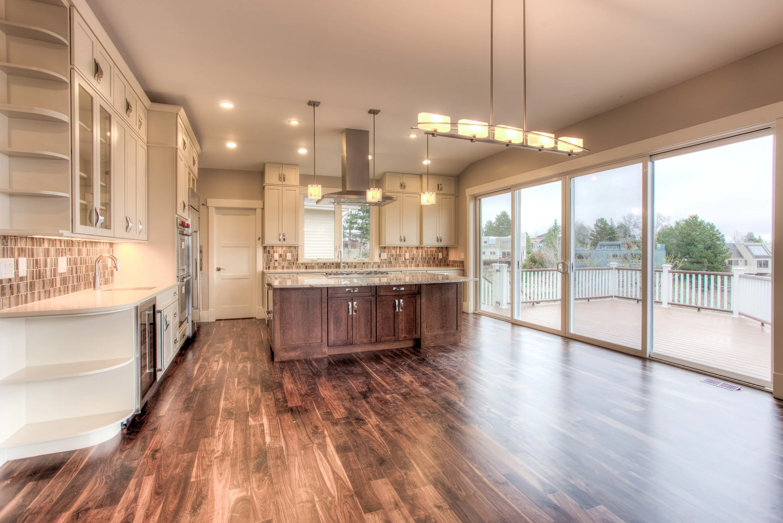 2255 Hillsdale Circle_09_Kitchen01.jpg