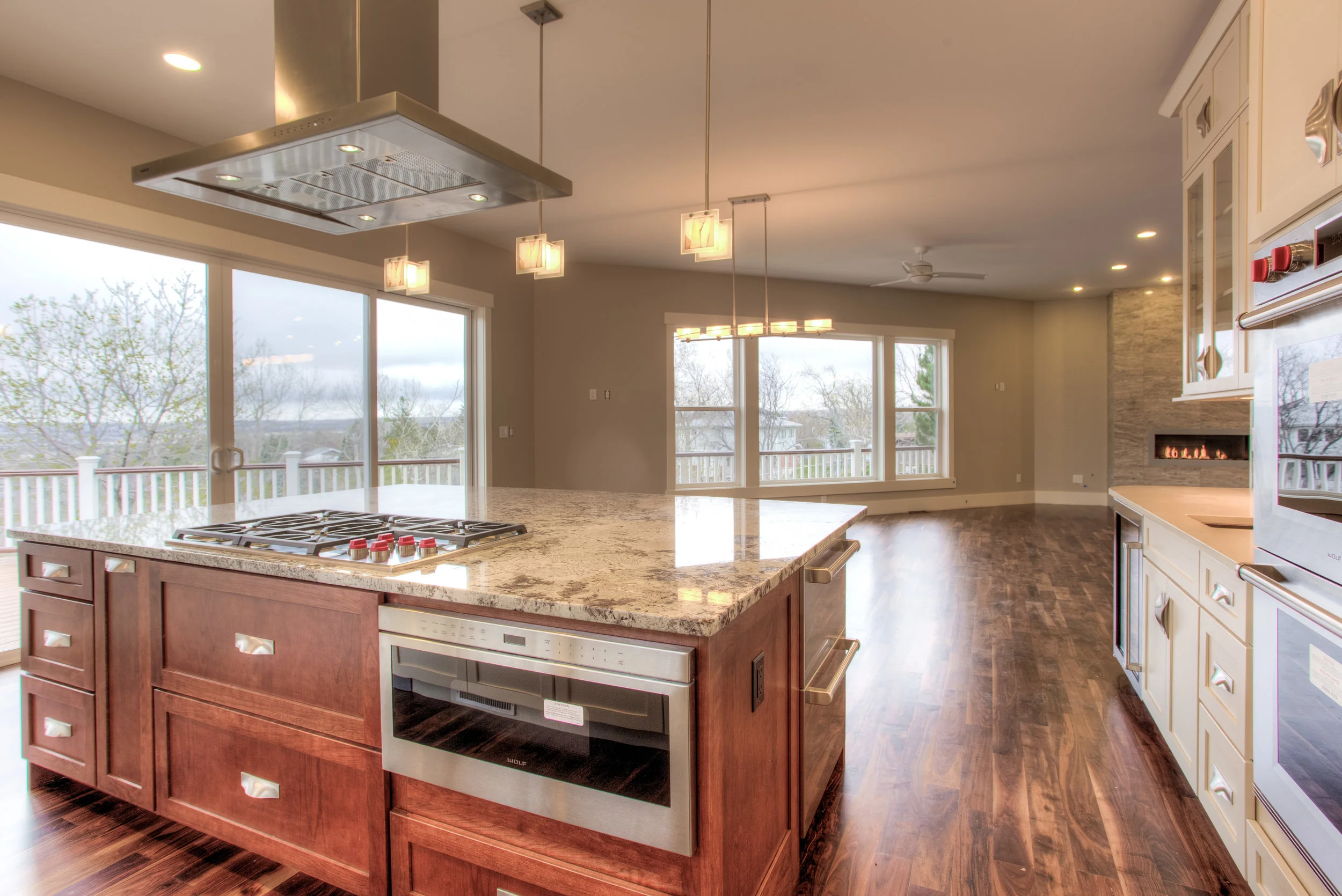 2255 Hillsdale Circle_15_Kitchen02.jpg