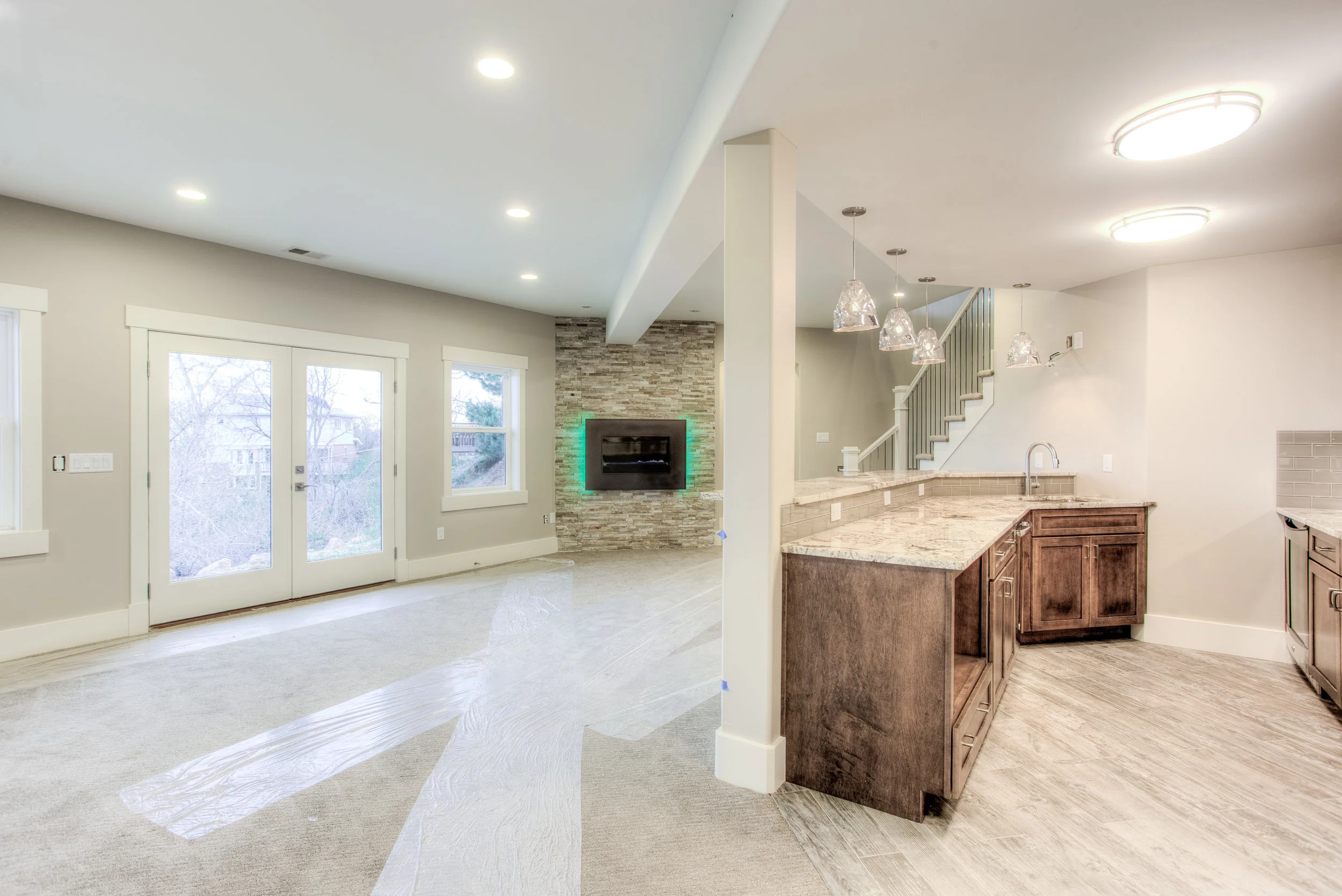 2255 Hillsdale Circle_12_FamilyRoom.jpg