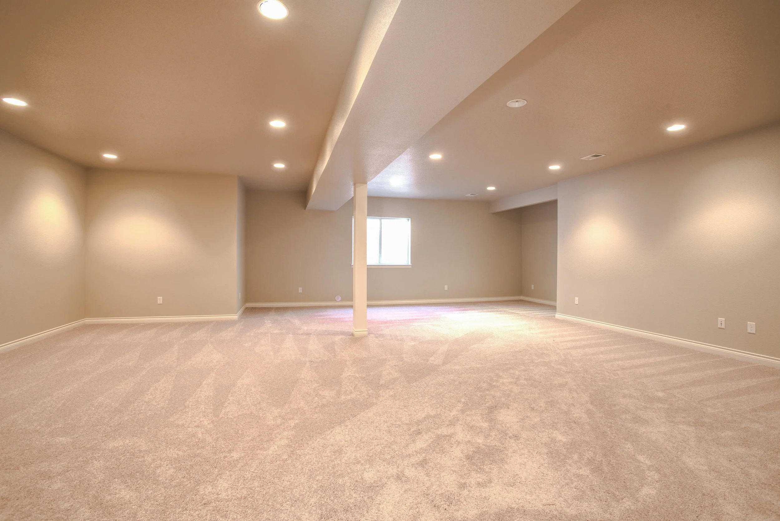 1606 Mount Meeker Ave_21_RecRoom.jpg
