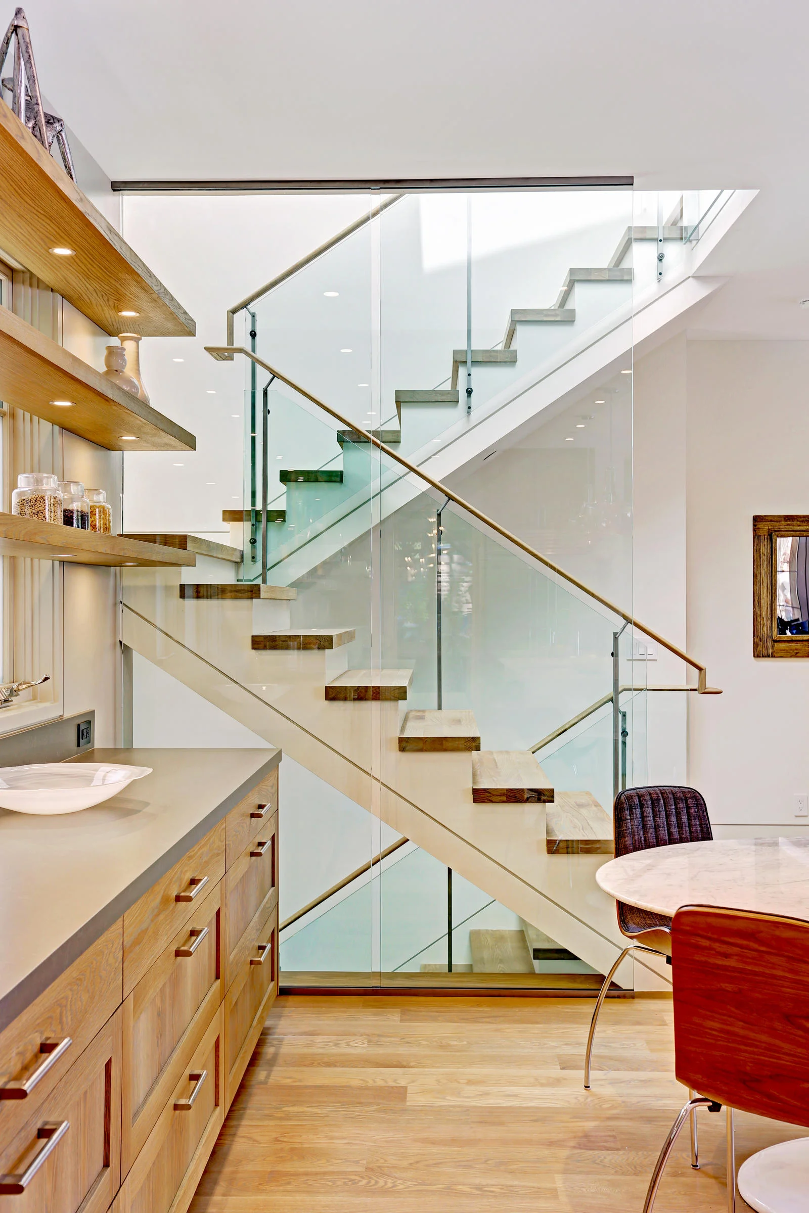 215Alexander_livingspace42.jpg