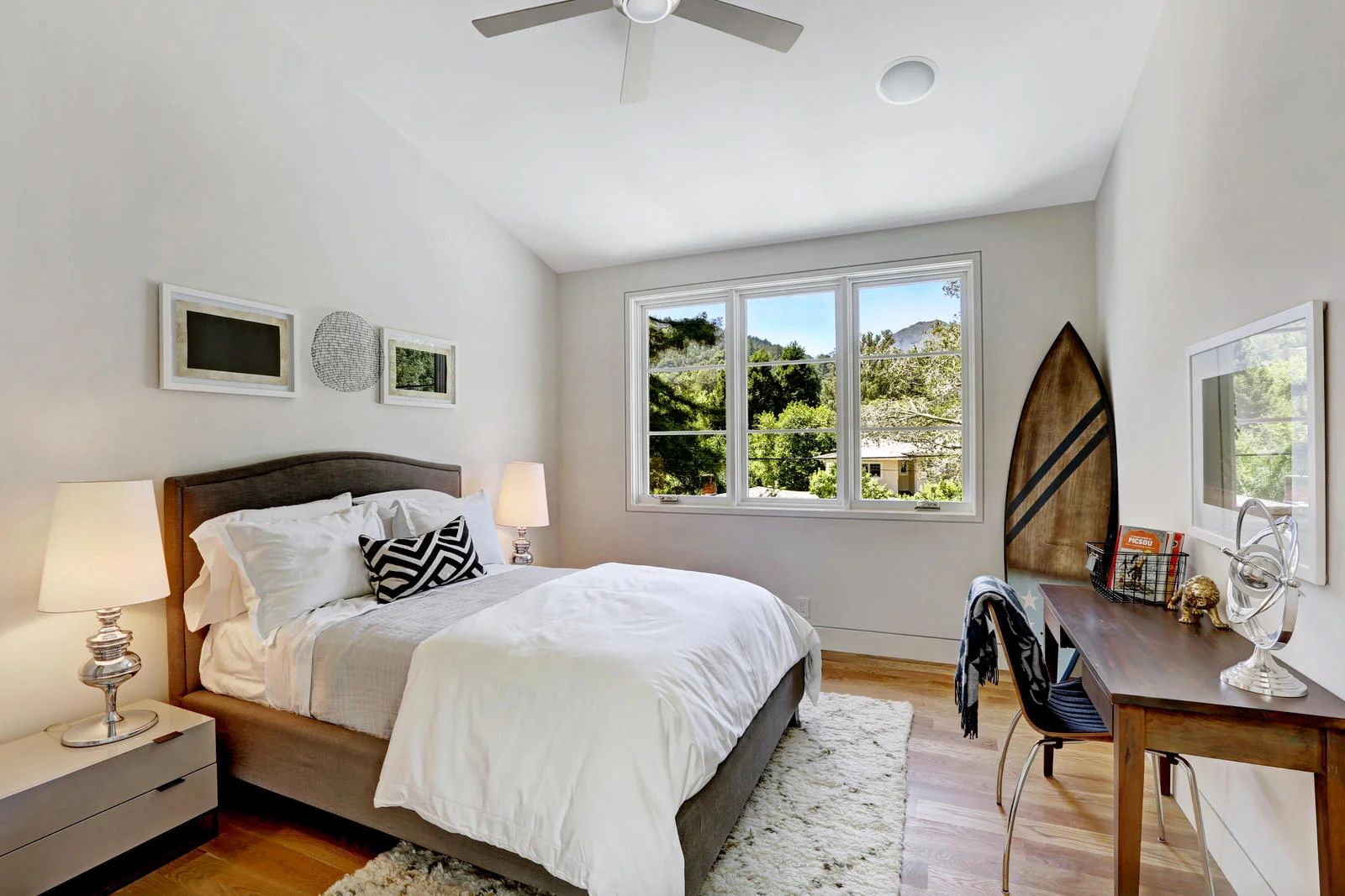 215Alexander_bedroom63.jpg