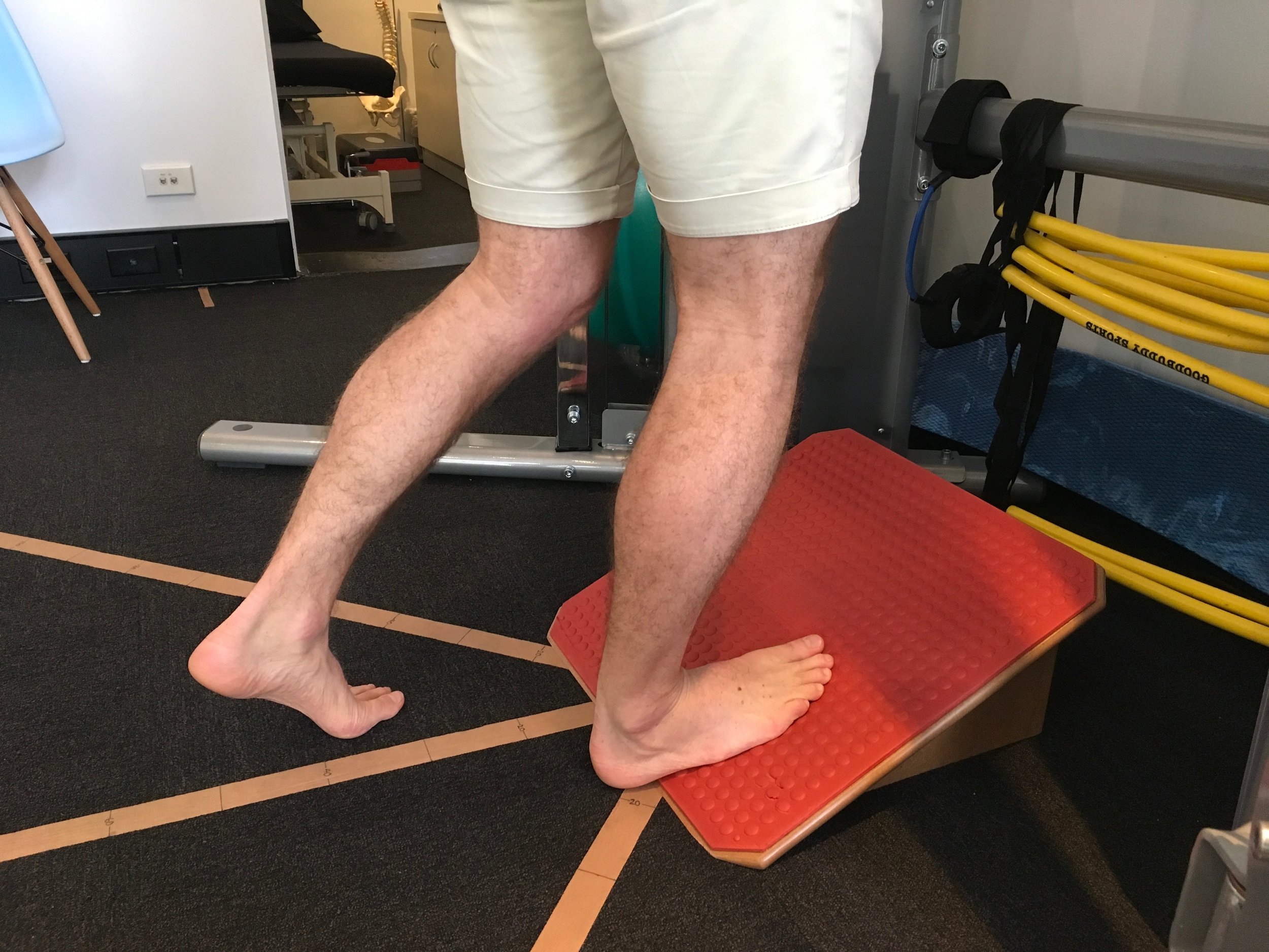 Exercise Options in Plantar Fascia Pain to stretch or strengthen