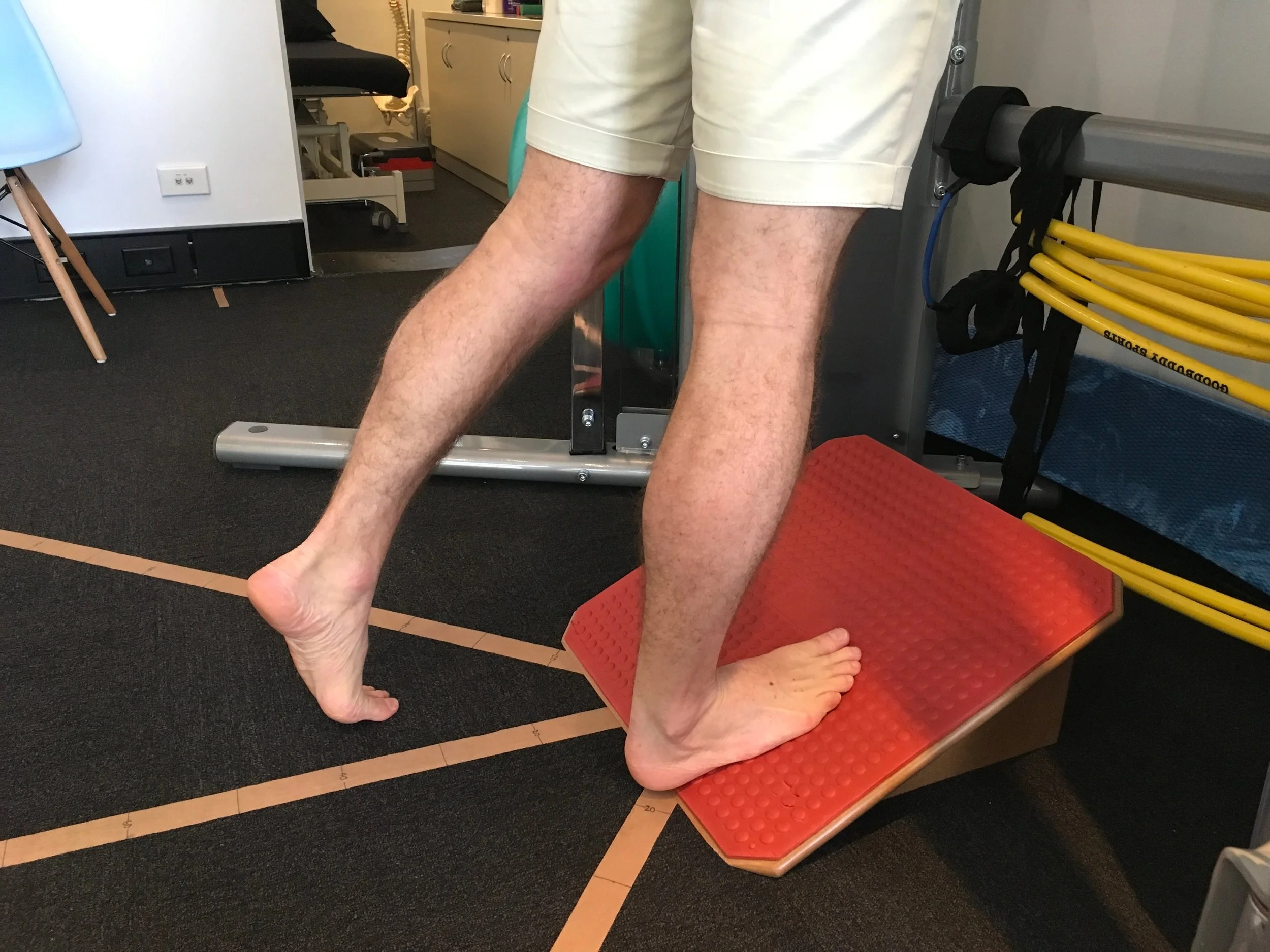Exercise Options in Plantar Fascia Pain to stretch or strengthen