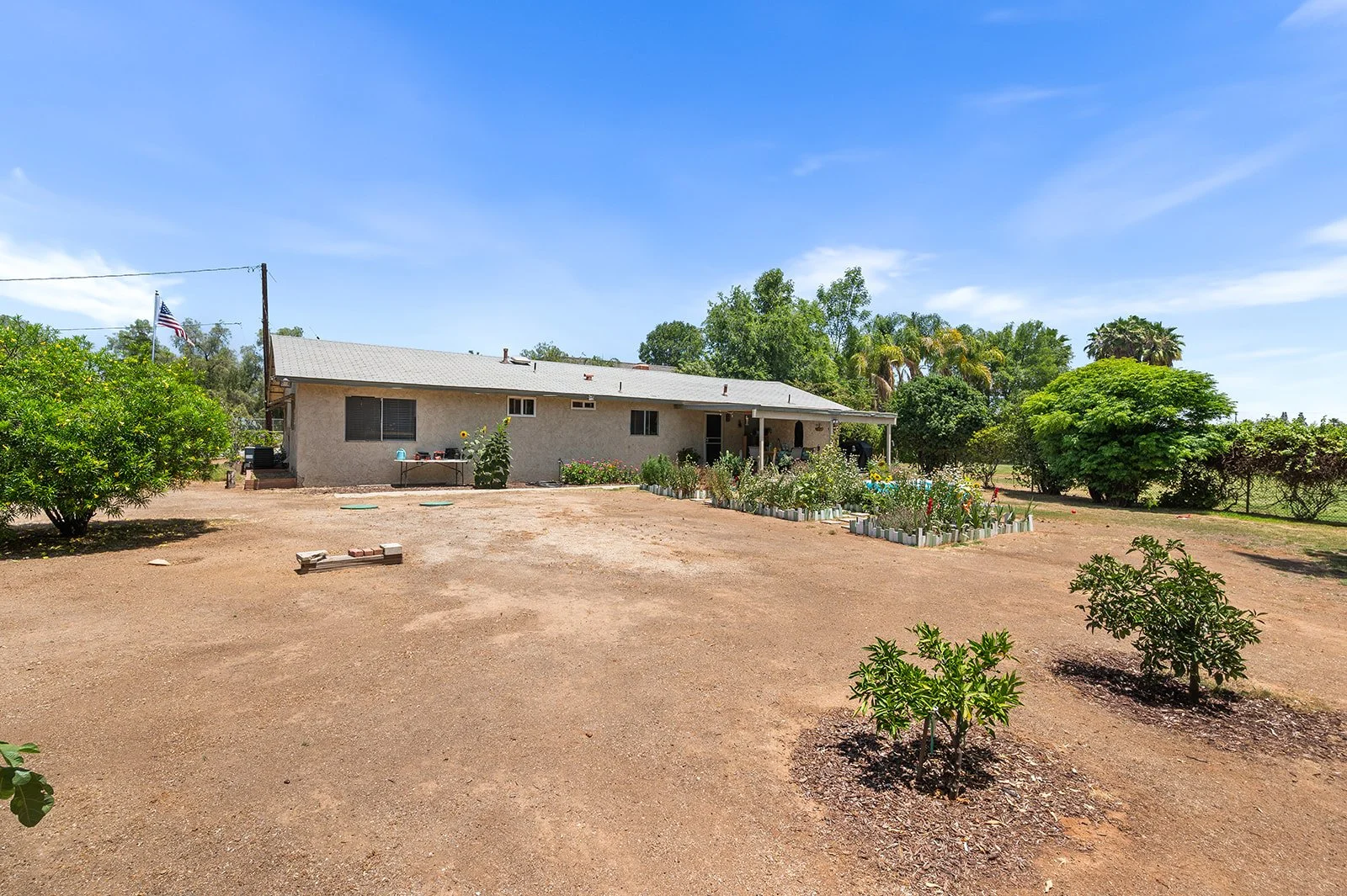 16805 Duckworth Ave-27.jpg