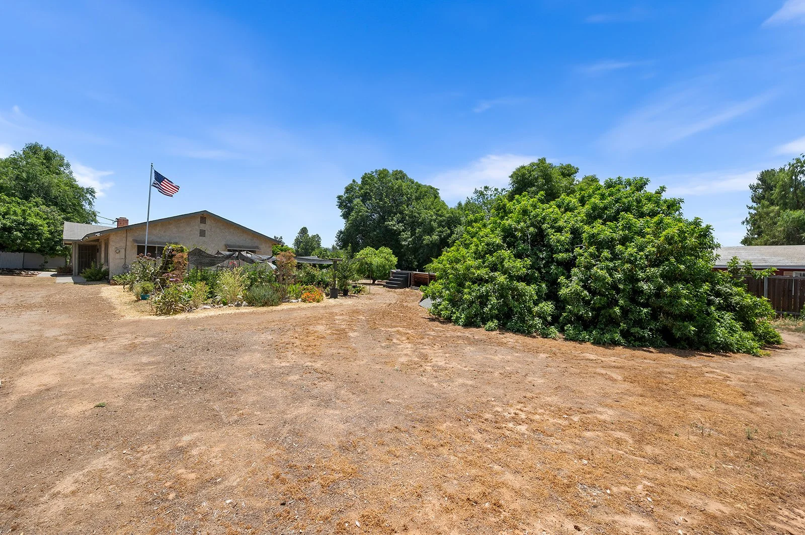 16805 Duckworth Ave-33.jpg