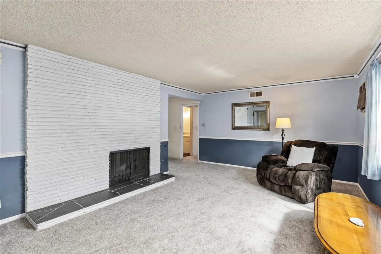 05-12608-Tustin-Street-Remain-Street-Media-San-Diego-Real-Estate-Photography-1020.jpg