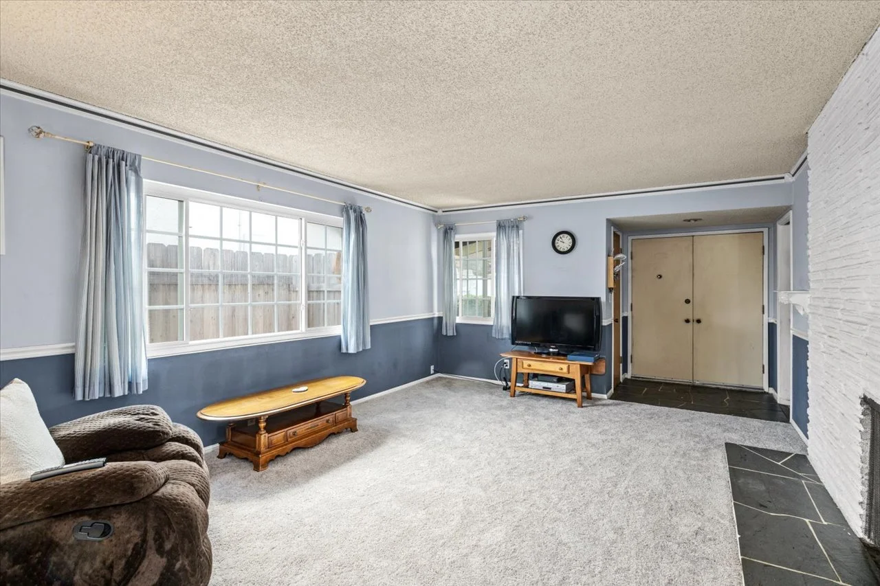 06-12608-Tustin-Street-Remain-Street-Media-San-Diego-Real-Estate-Photography-1023.jpg