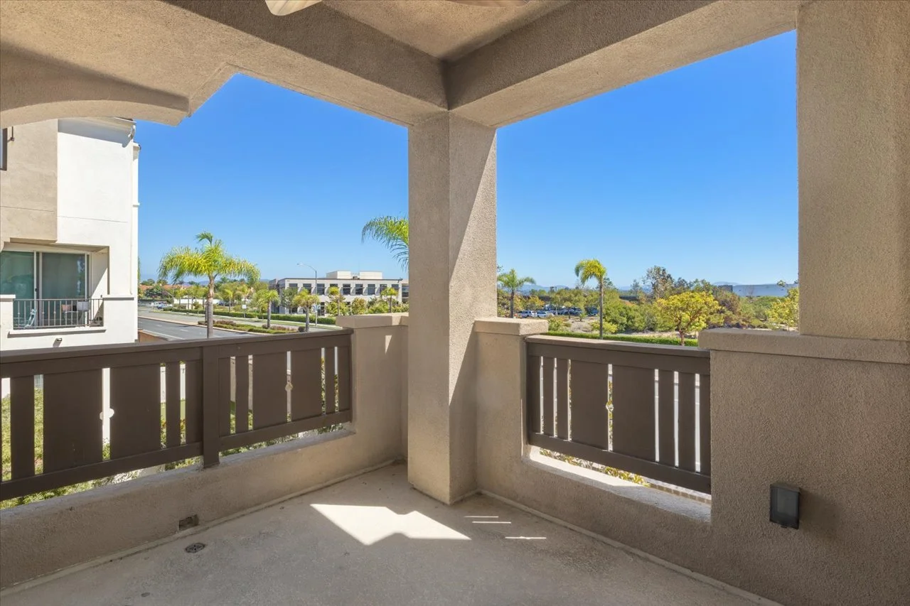 22-1267-Via-Lucero-Remain-Street-Media-San-Diego-Real-Estate-Photography-1093.jpg