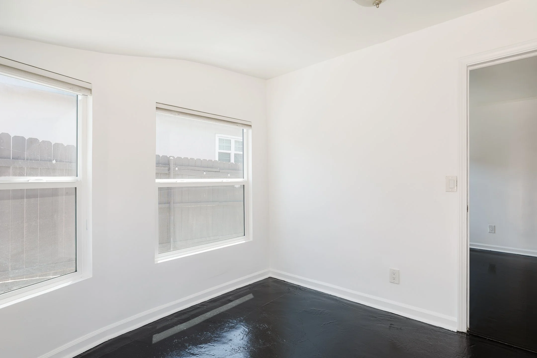 0028 3507 E 3rd MLS.jpg