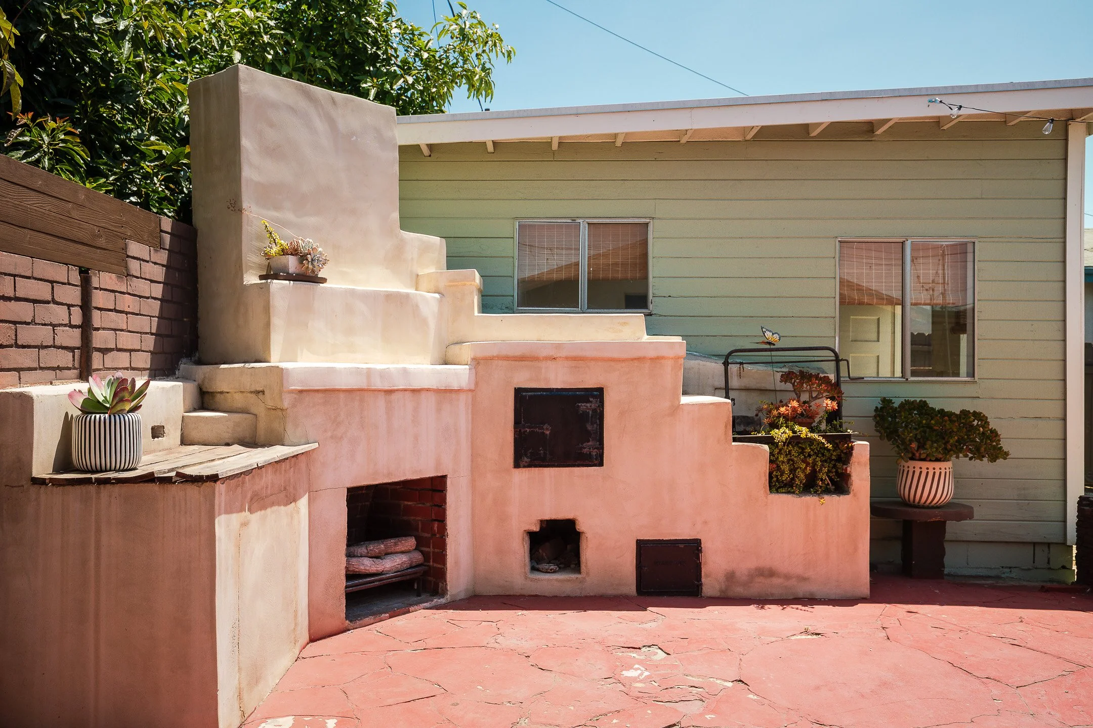 0032 3507 E 3rd MLS.jpg
