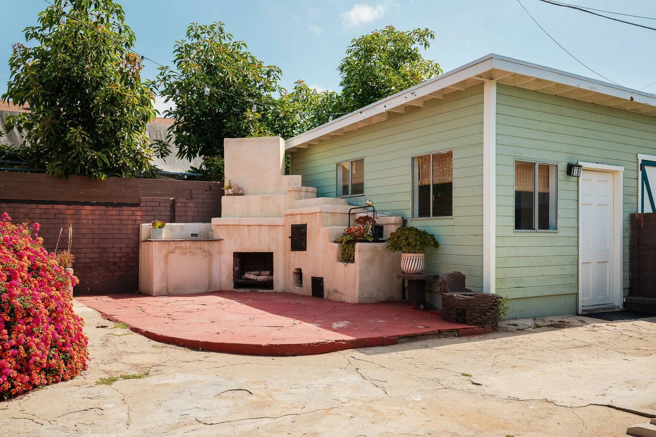 0035 3507 E 3rd MLS.jpg