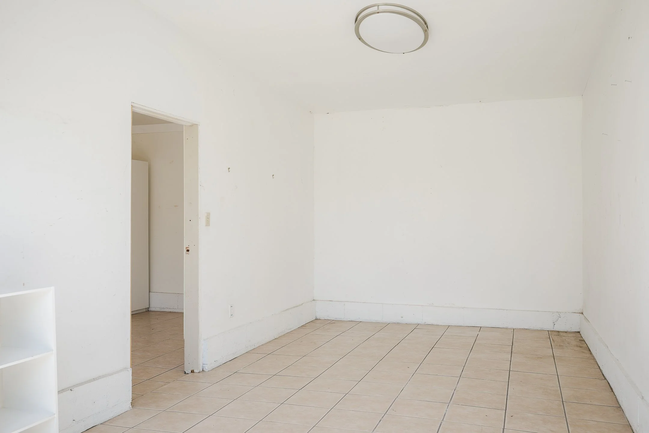0040 3507 E 3rd MLS.jpg