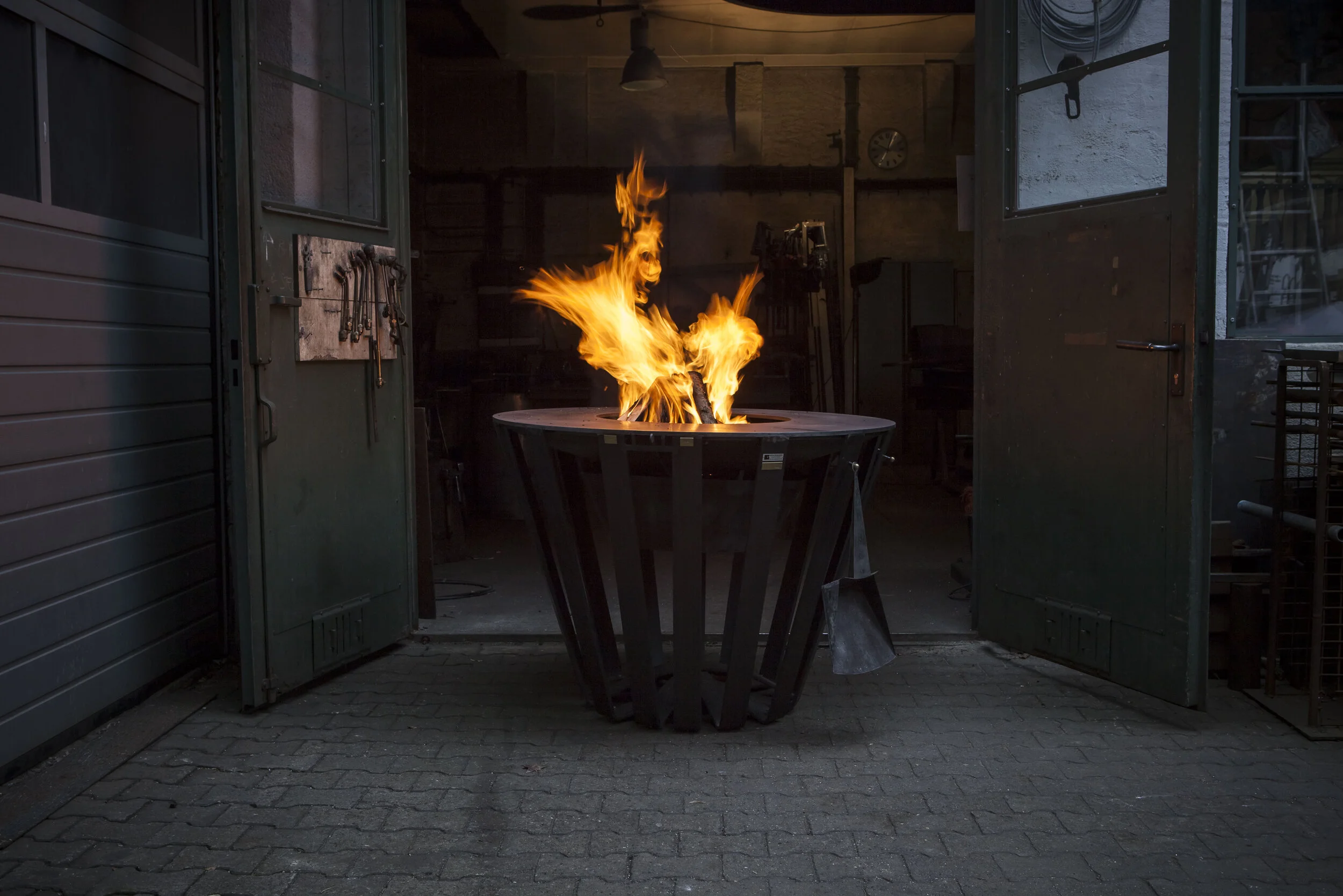 LAVA Gradinger Grill