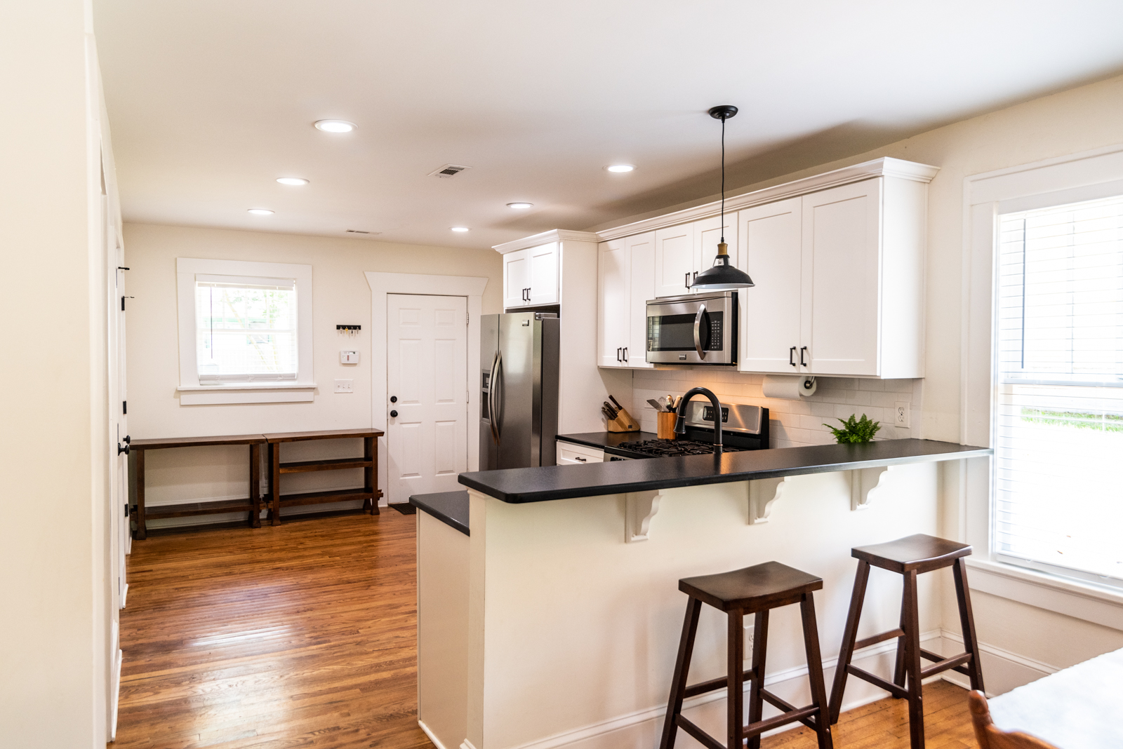 kitchen2.jpg