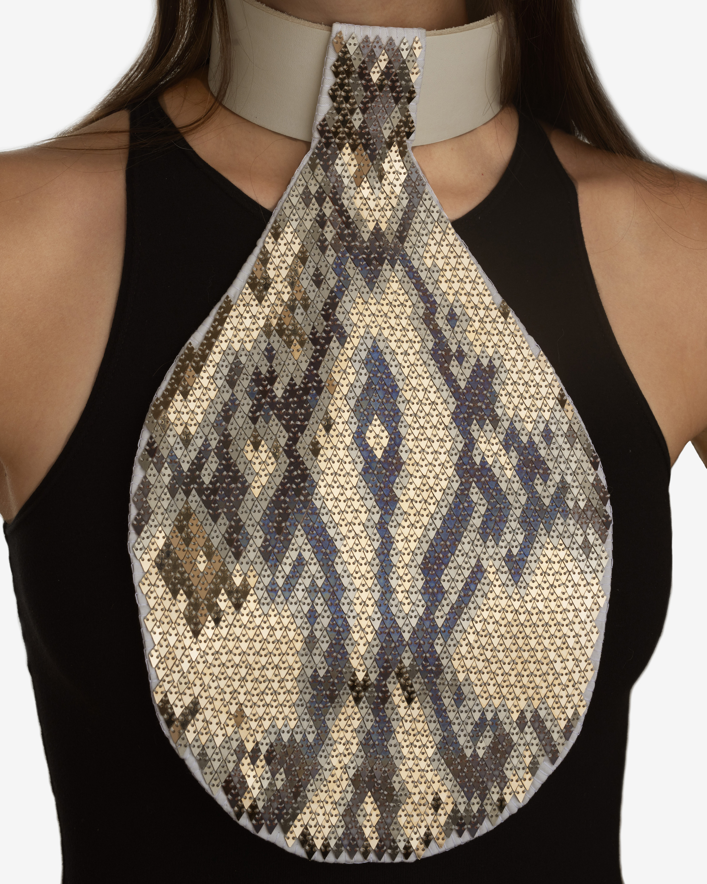 MalloryWestonConstrictorChoker1.jpg