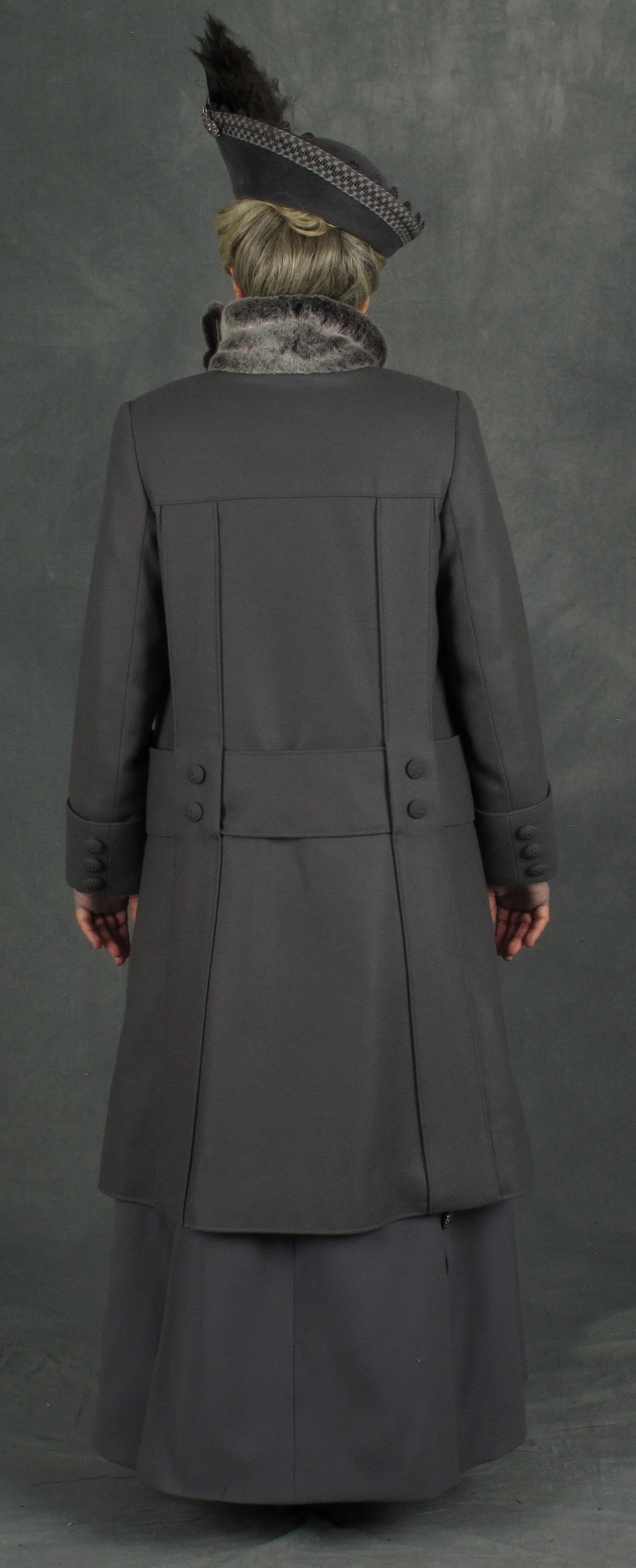   Vanessa, 2016   Helene Schneiderman as Old Baroness  Designer: James Schuette  Draper: Kjersten Lester-Moratzka 