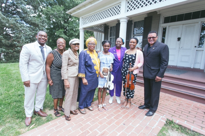 Andrew Lee, Michelle James, Vivian Smith, Moonyene Jackson, Violin Student, Nevilla Ottley, Jillian Holdsworth & Kenneth B. Morris, Jr (great-great-great grandson of Frederick Douglass)