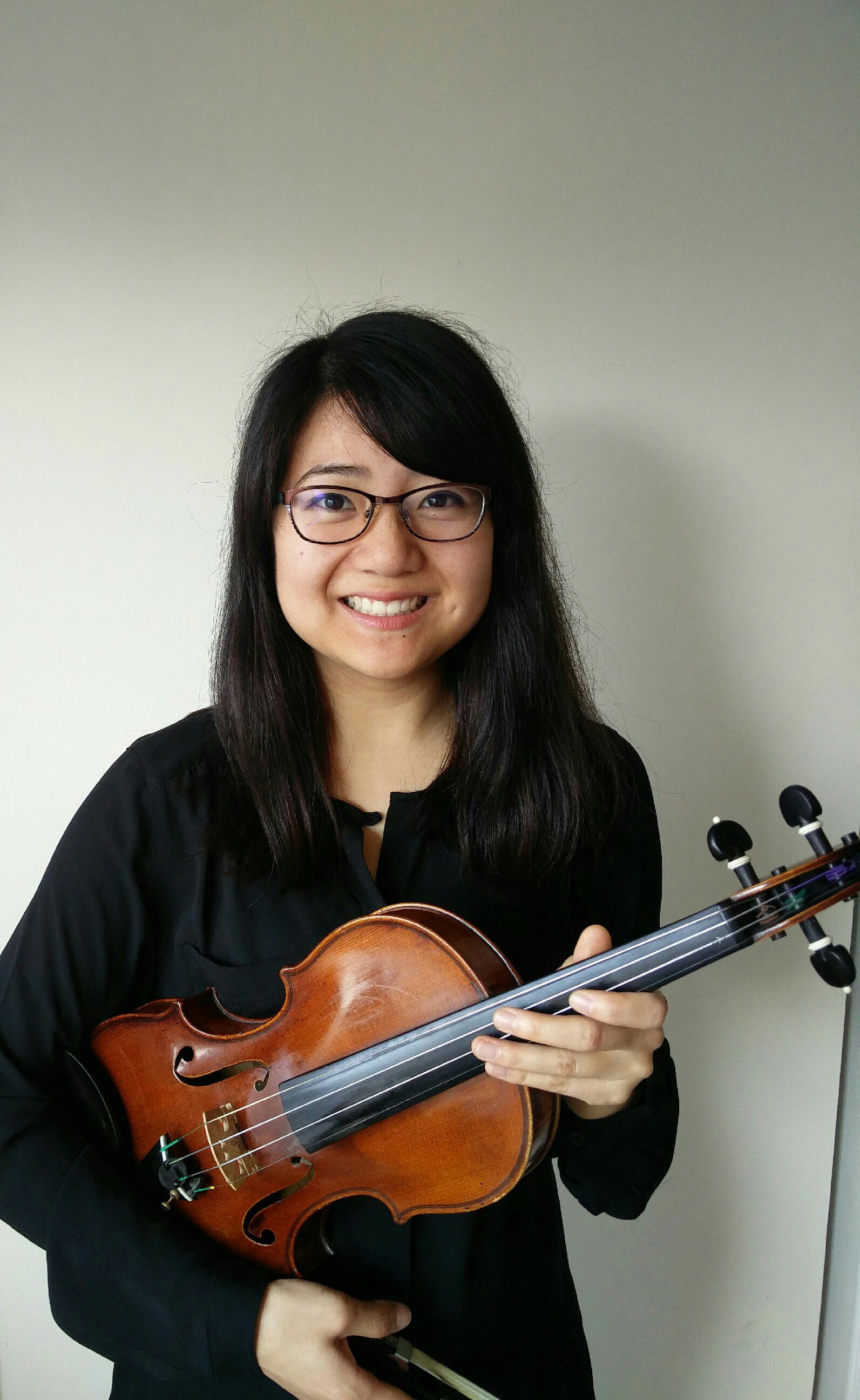 Drea Mast, violin