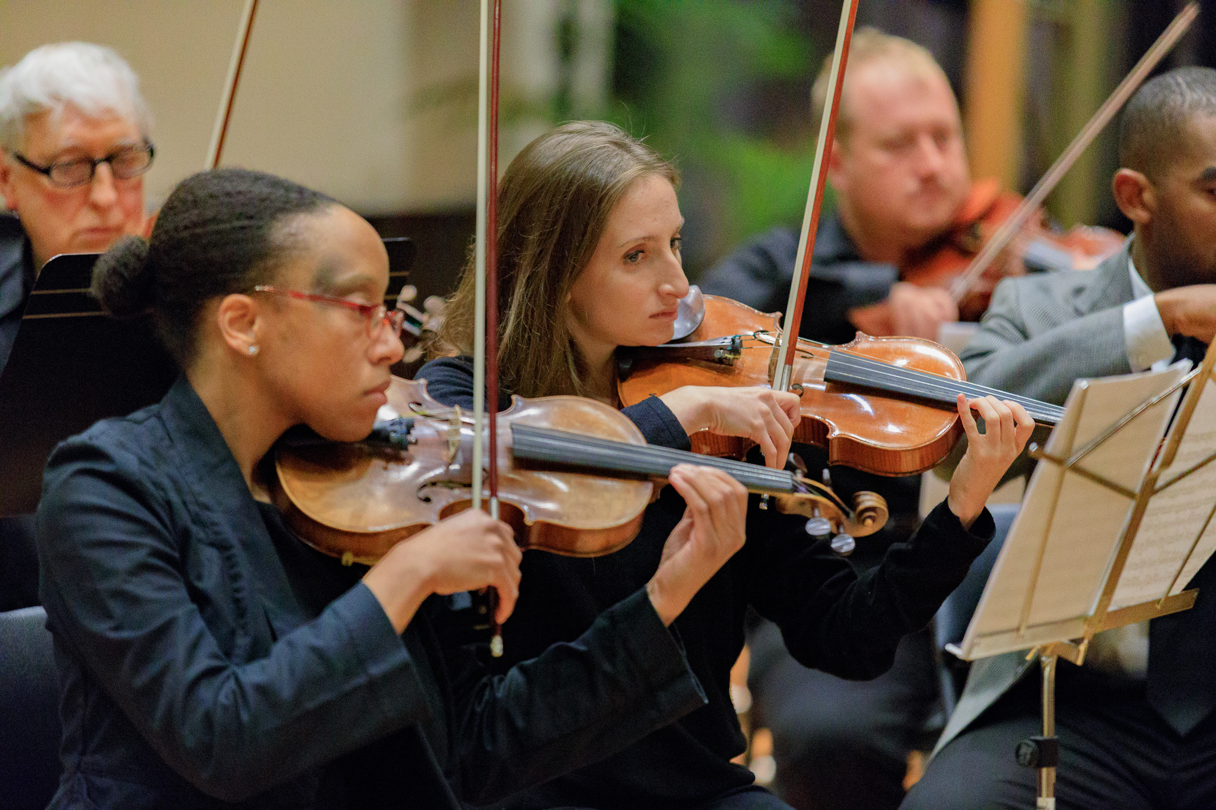 DC Strings Orchestra Performs in SW DC