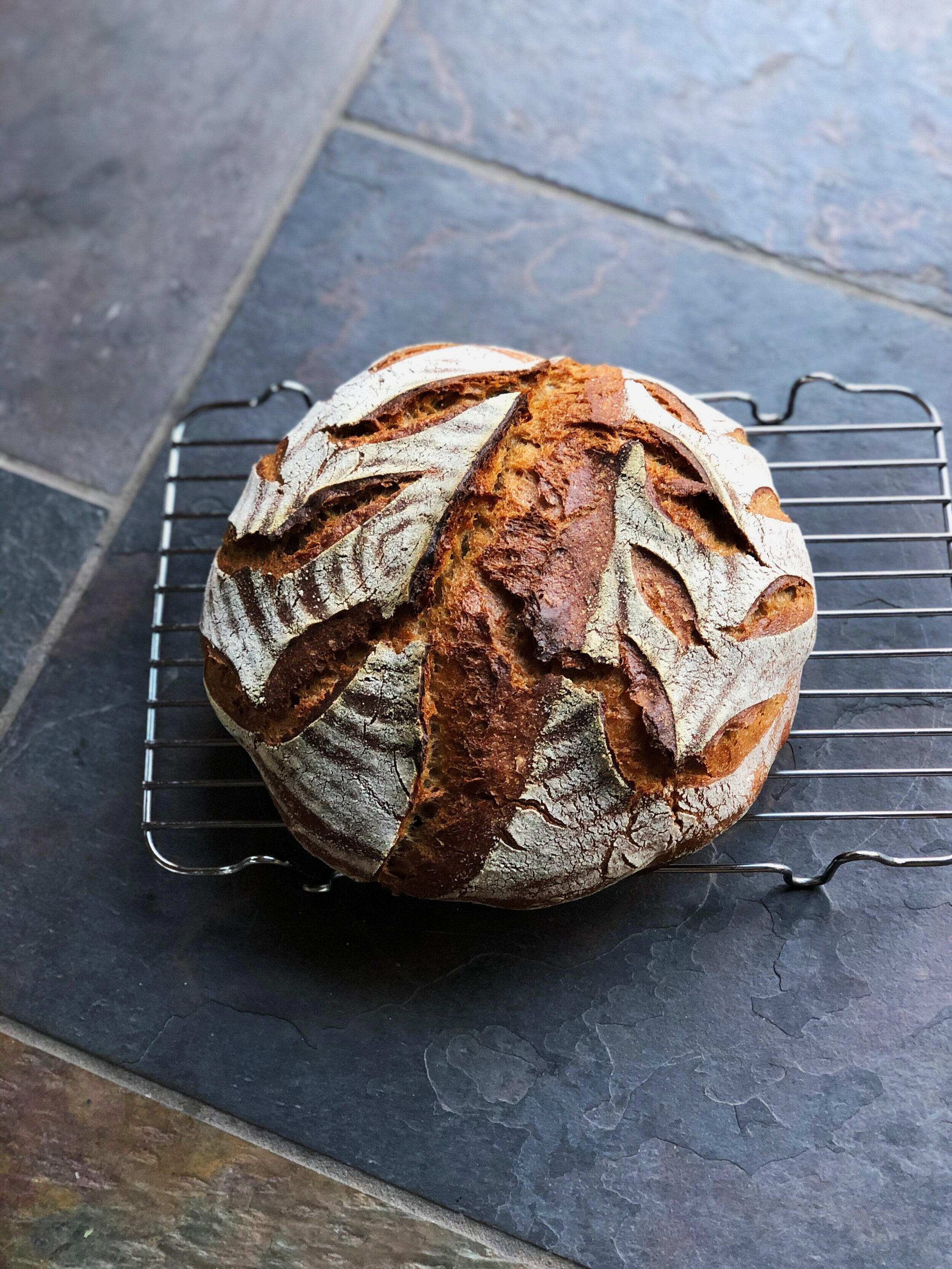 Sourdough loaf 2.jpg