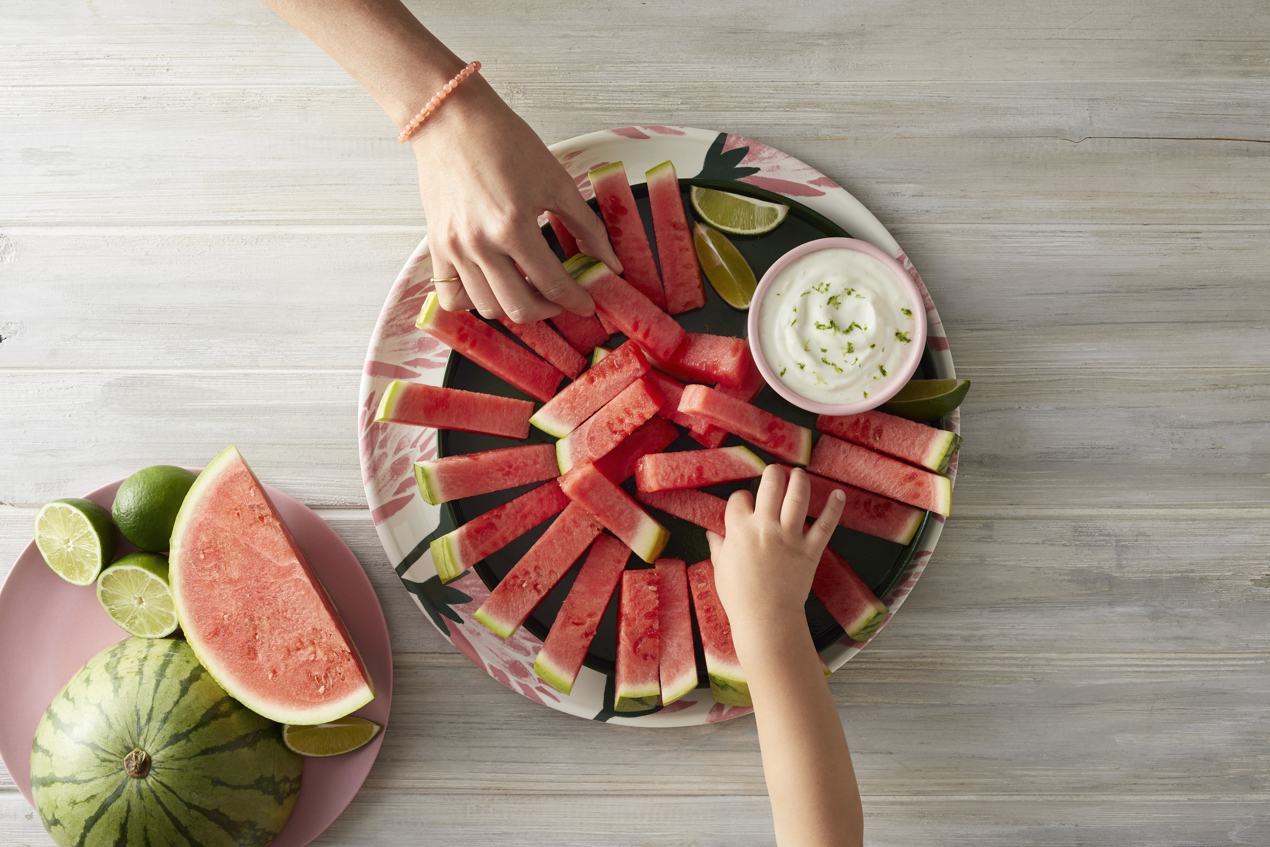 Fage_May19_Total2_500G_Watermelon_Hero_2637_RTF.jpg